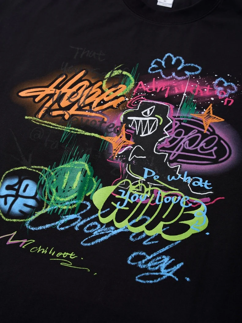 Graffiti Printed Loose-fit T-shirts - Image 4