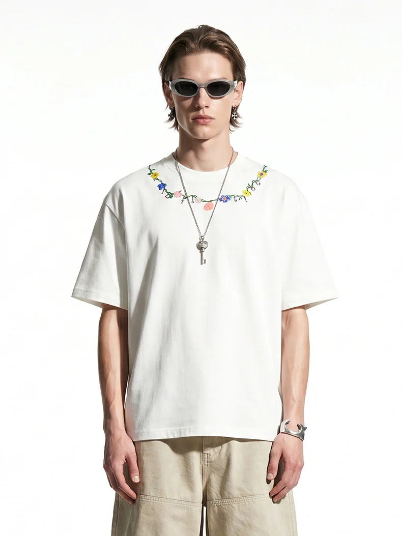 Retro Floral Embroidery T-shirts - Image 2