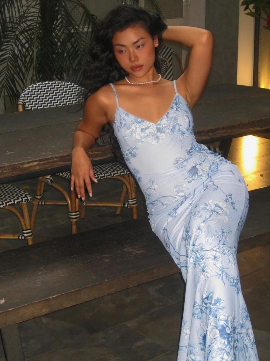 V-neck Camisoles Printed Sexy Backless Maxi Dresses - Image 2
