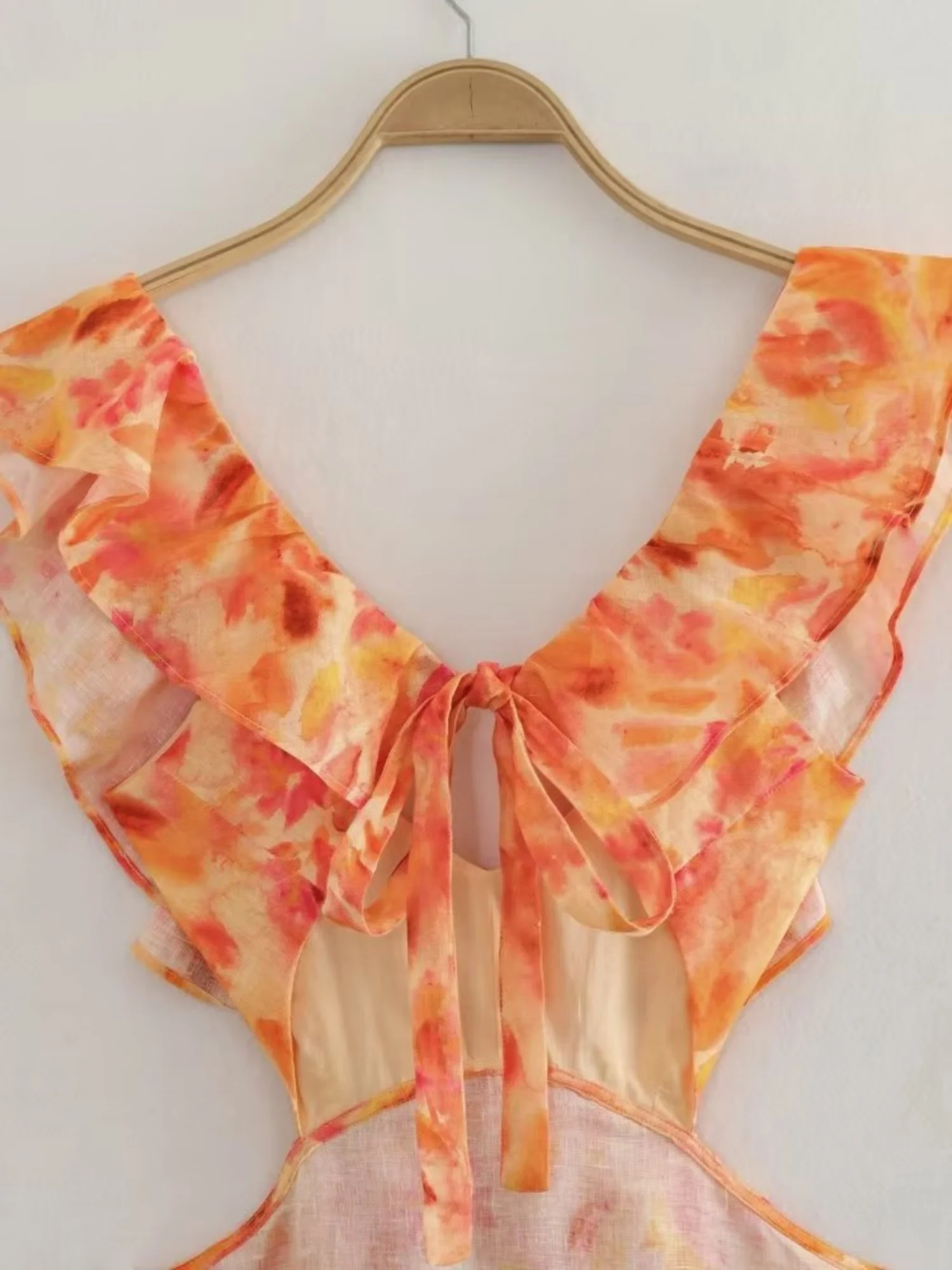Floral Print Cutouts Revealing The Waist And Back V-neck Suspenders Maxi Dresses - Image 5