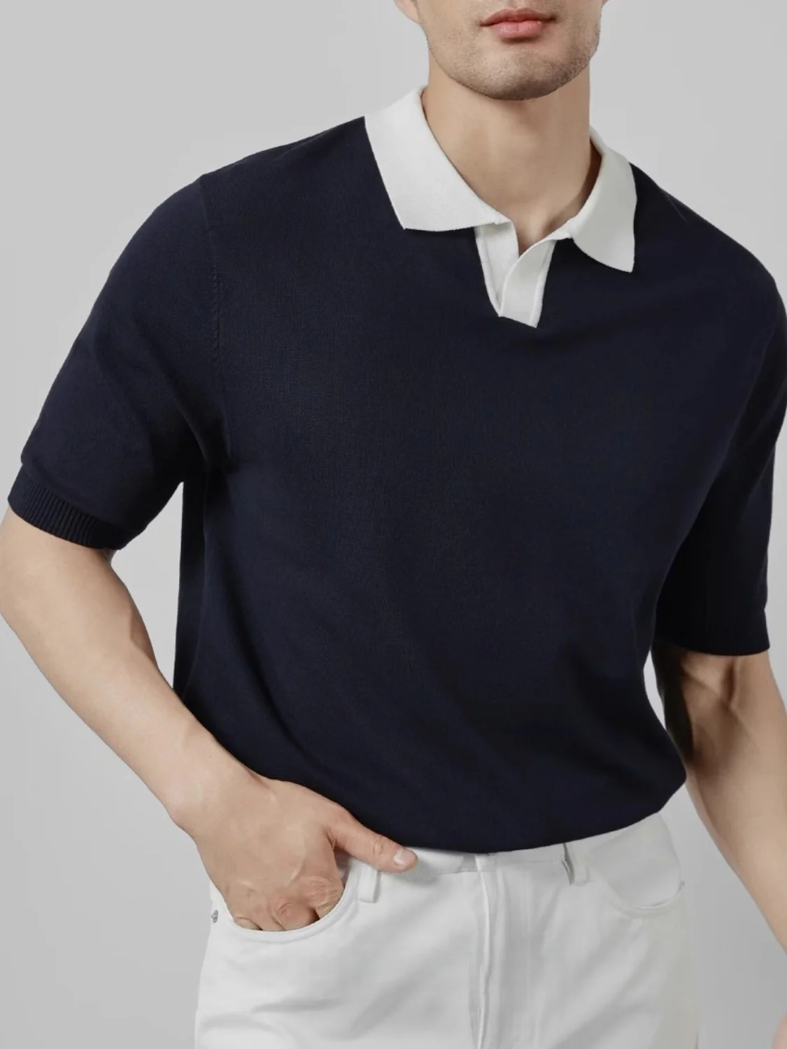 Color Matching Old Money Style Slim-fit Polo Shirts - Image 4