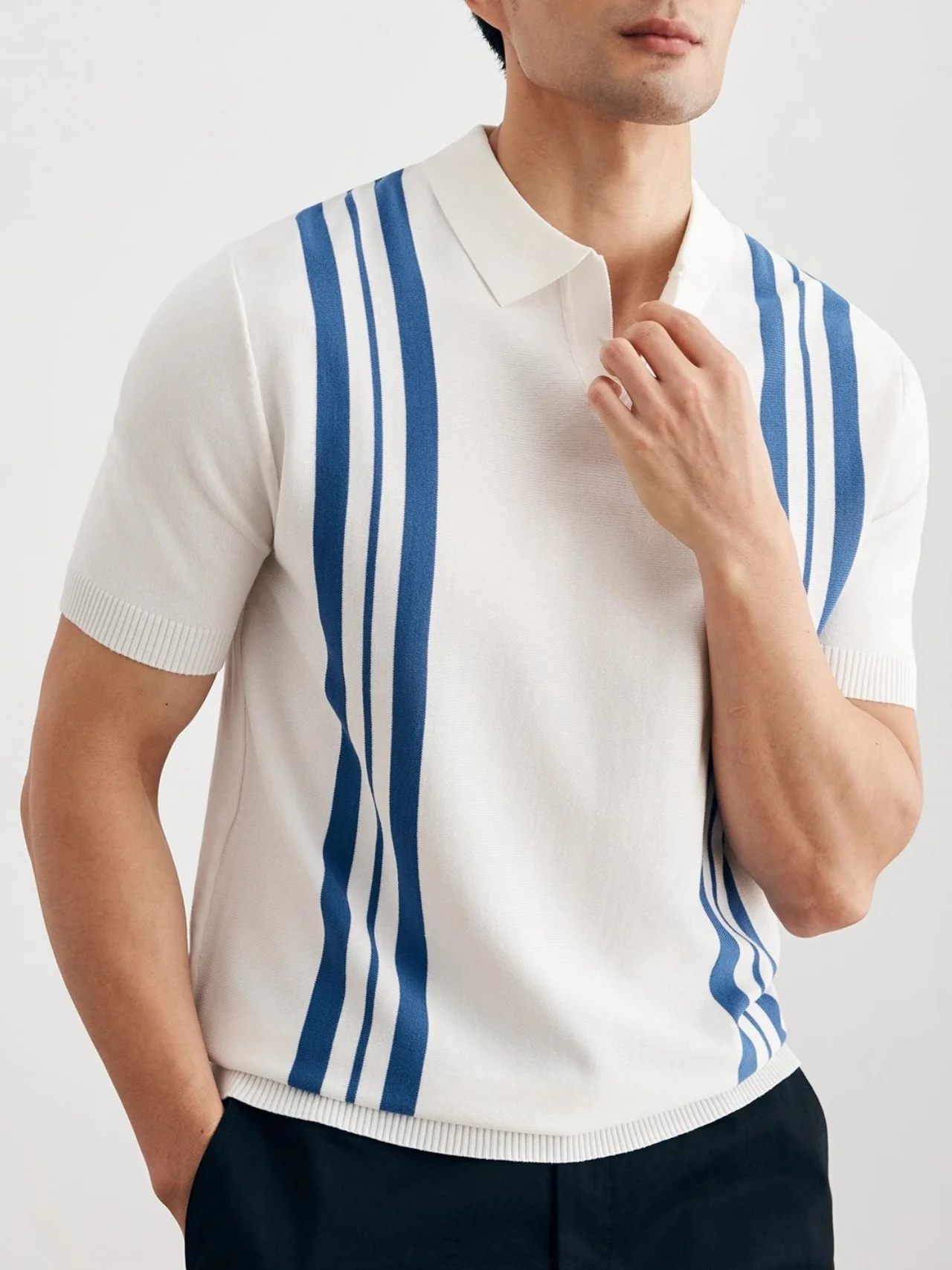 Vertical Stripe Old Money Style Polo Shirts - Image 4