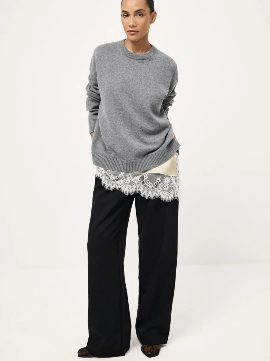 V-neck Lace-trimmed Camisole Top - Image 8