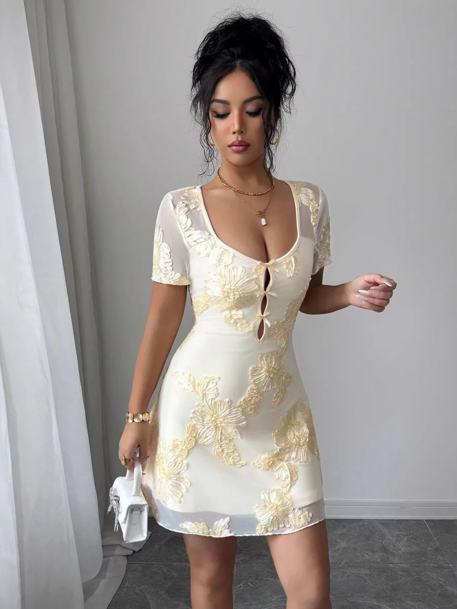 Mesh Embroidery Square Collar Mini&Short Dresses - Image 4