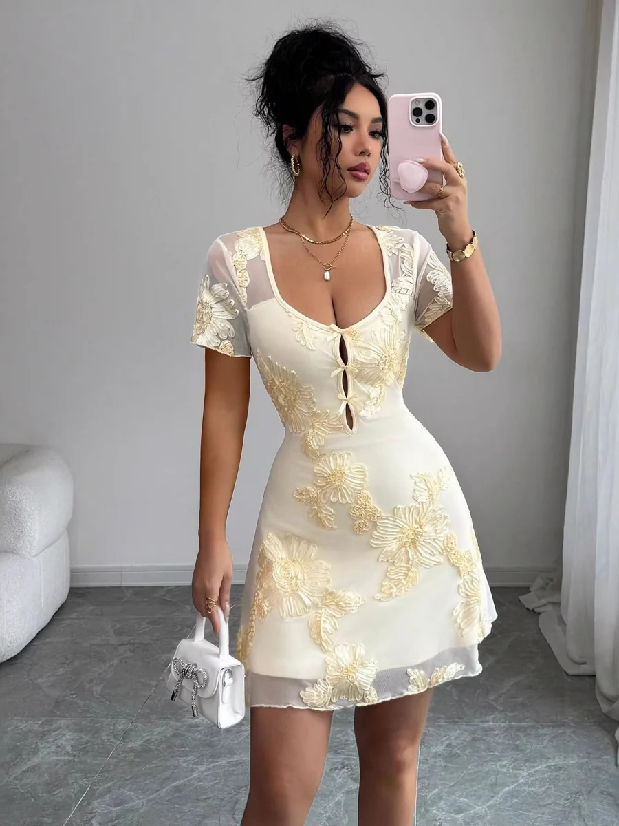 Mesh Embroidery Square Collar Mini&Short Dresses - Image 5