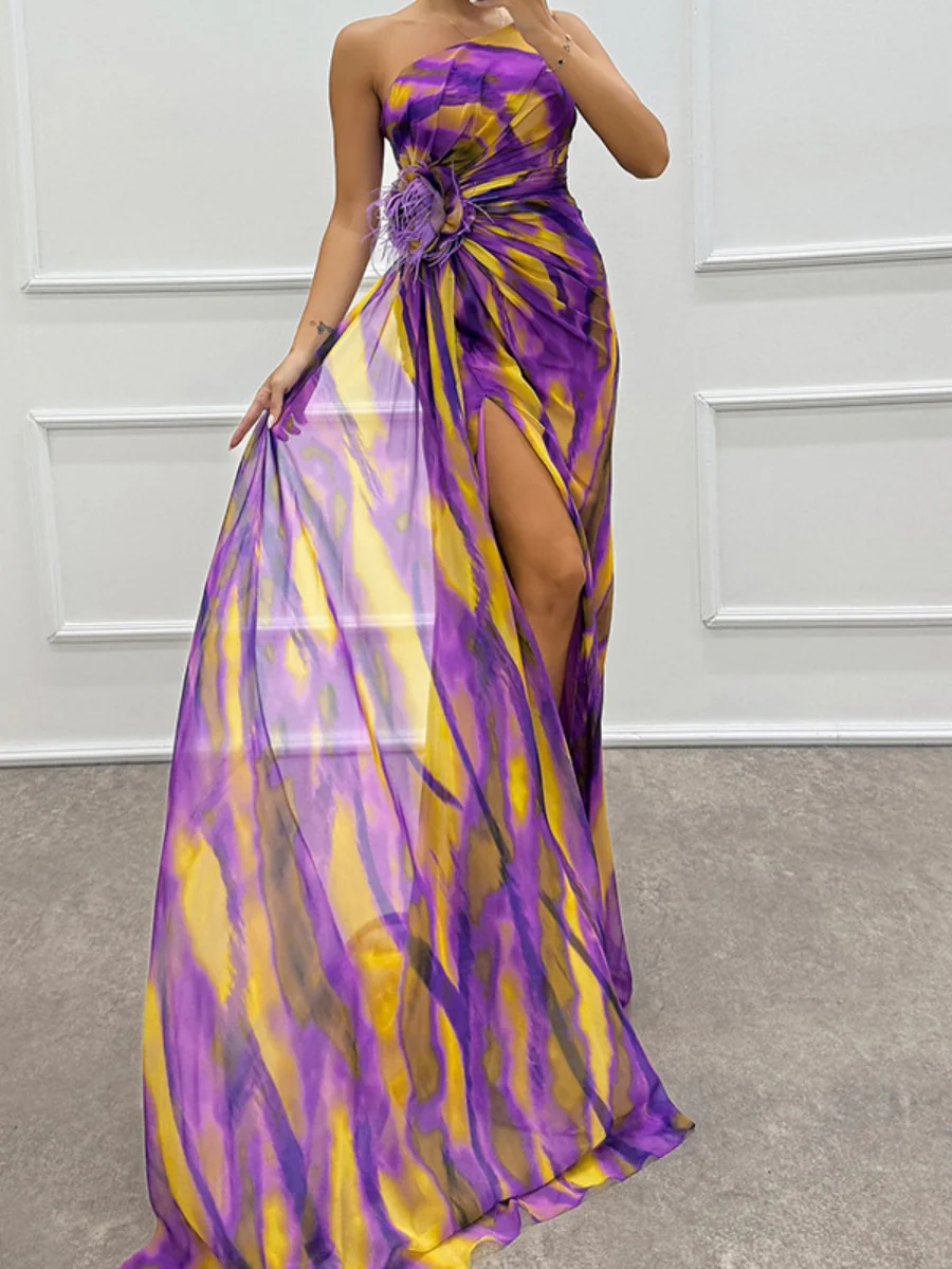 Sloping Shoulders Printed Reunion Maxi Dresses - Image 11