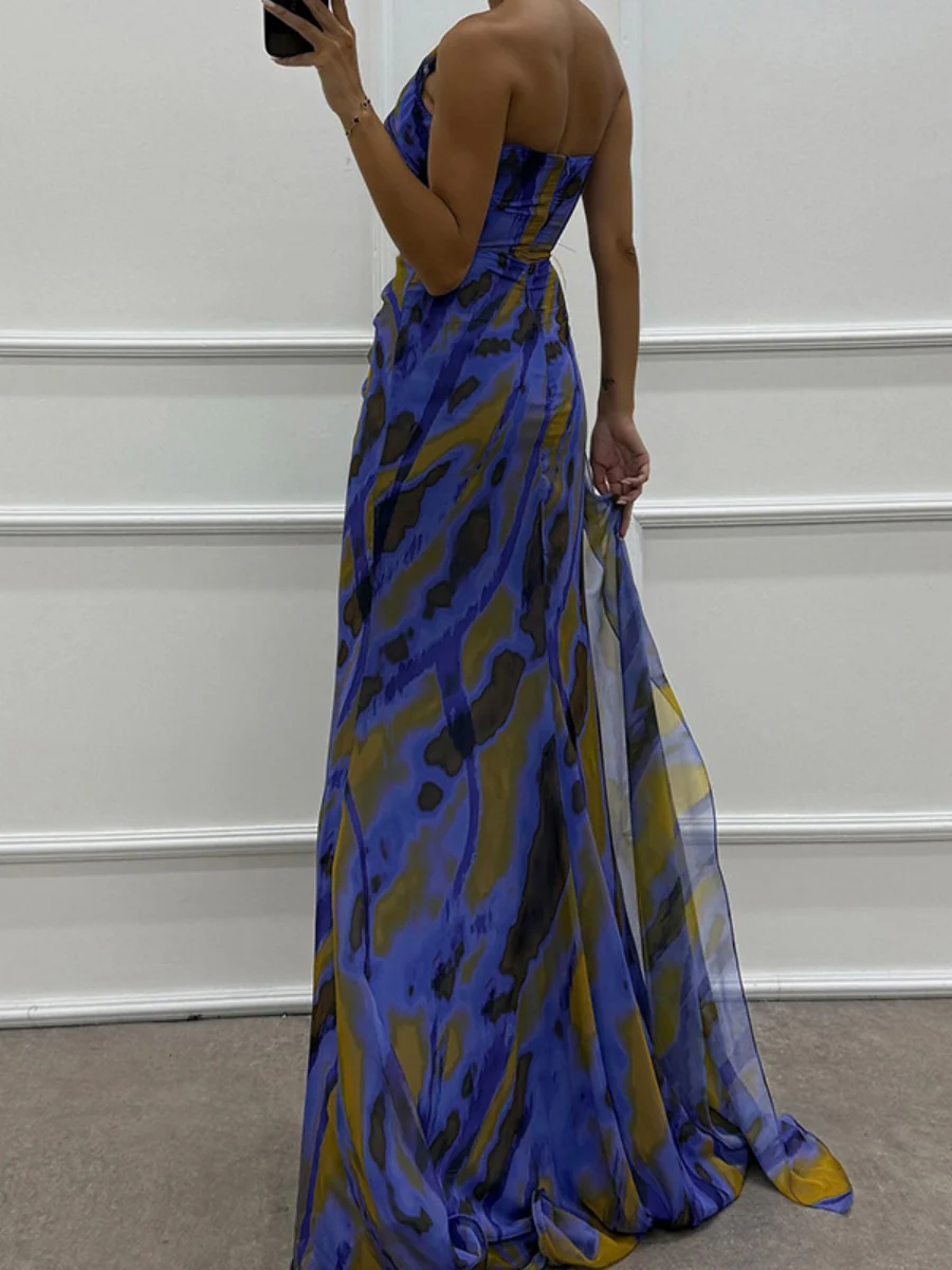 Sloping Shoulders Printed Reunion Maxi Dresses - Image 14