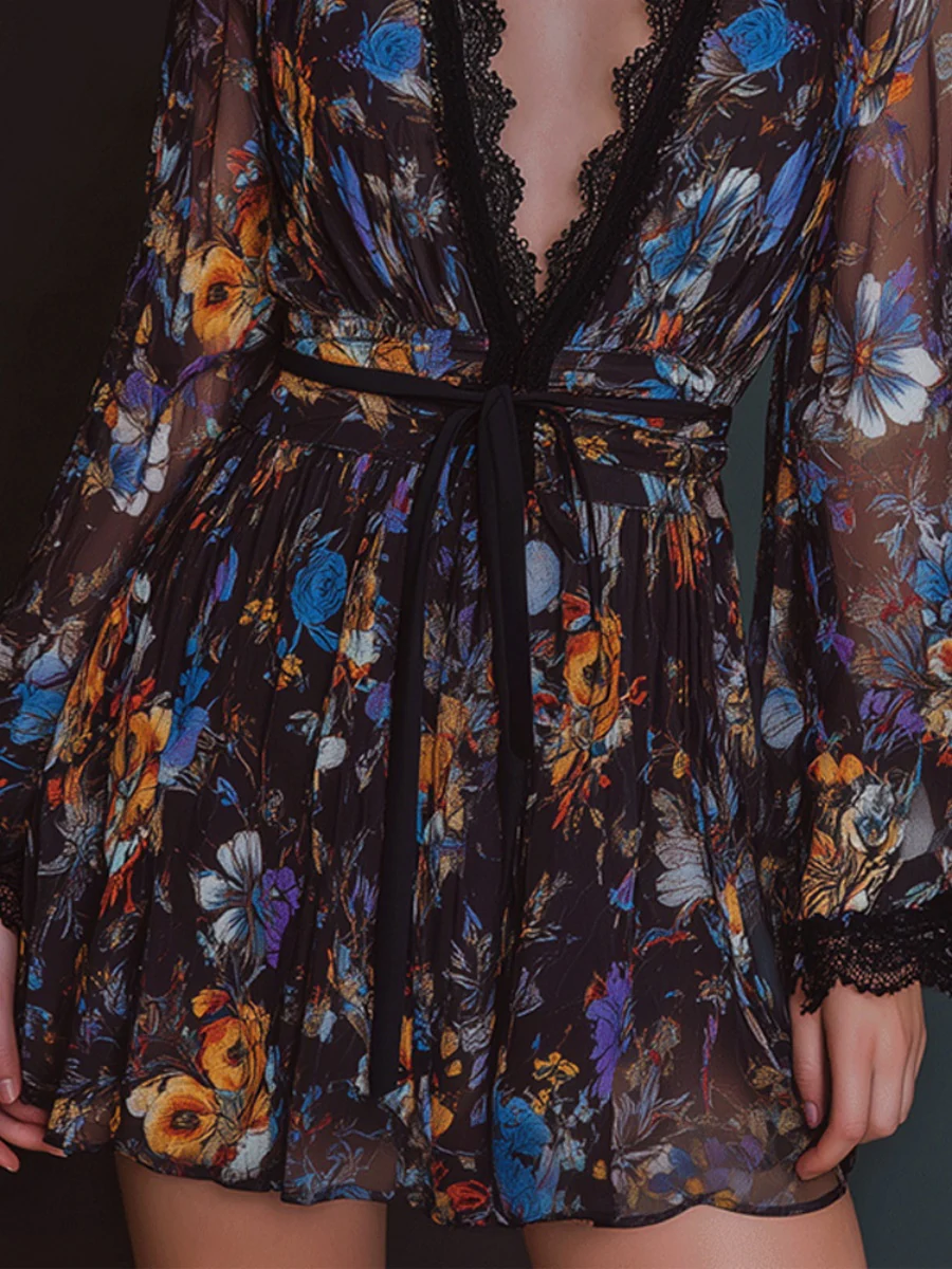 Lace Stitching Loose-fit Printed Mini&Short Dresses - Image 4