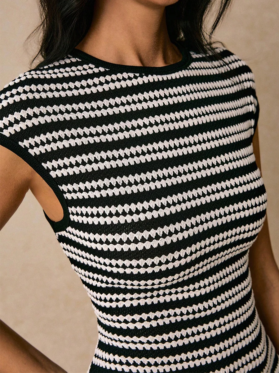 Striped Sleeveless Fitted Midi Dress - Image 7