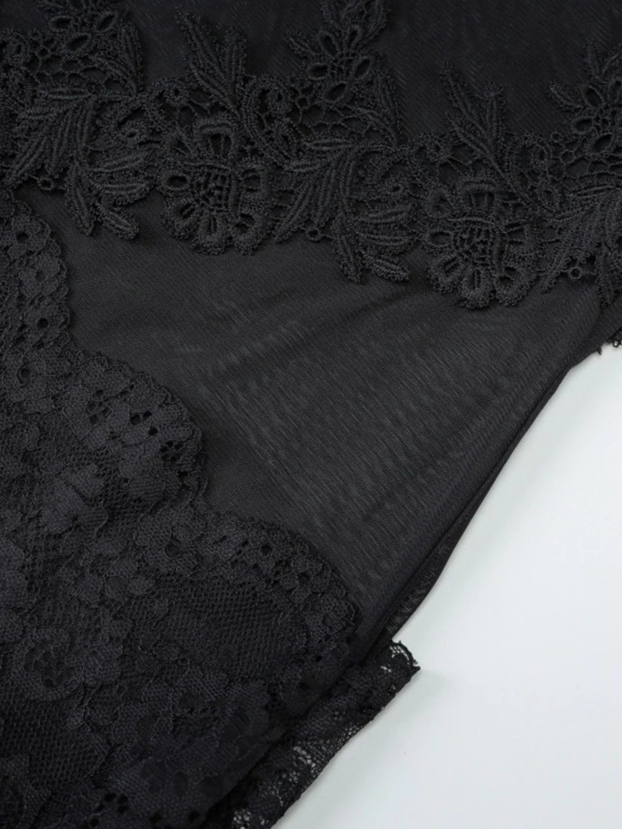 Lace-trimmed Bodycon Mini Dress - Image 7