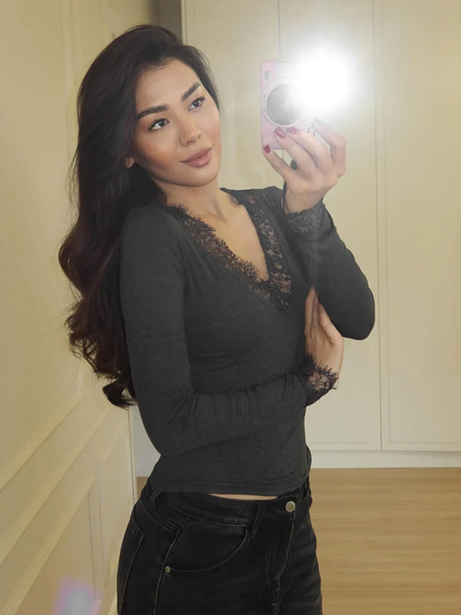 V-neck Lace Trim Waist T-shirts - Image 5