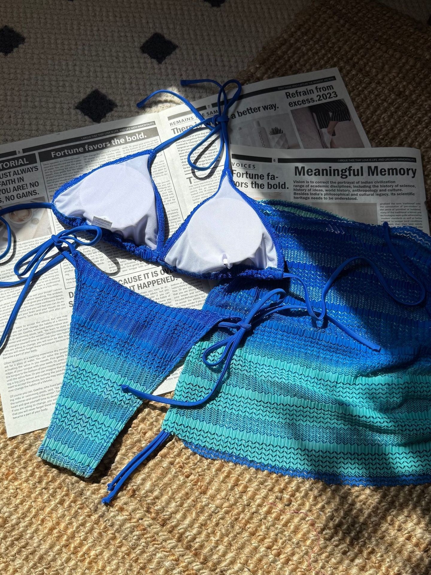 Gradient Mesh Color Blocking Bikini Beach Skirt Three-piece Set - Image 14