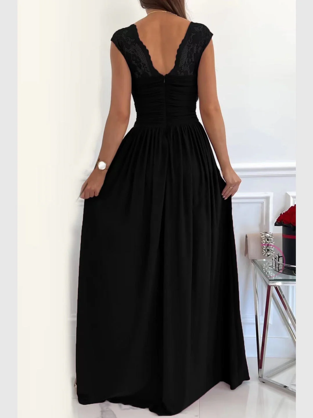 Sleeveless Lace Backless Long Dress With Slit Hem - Image 5