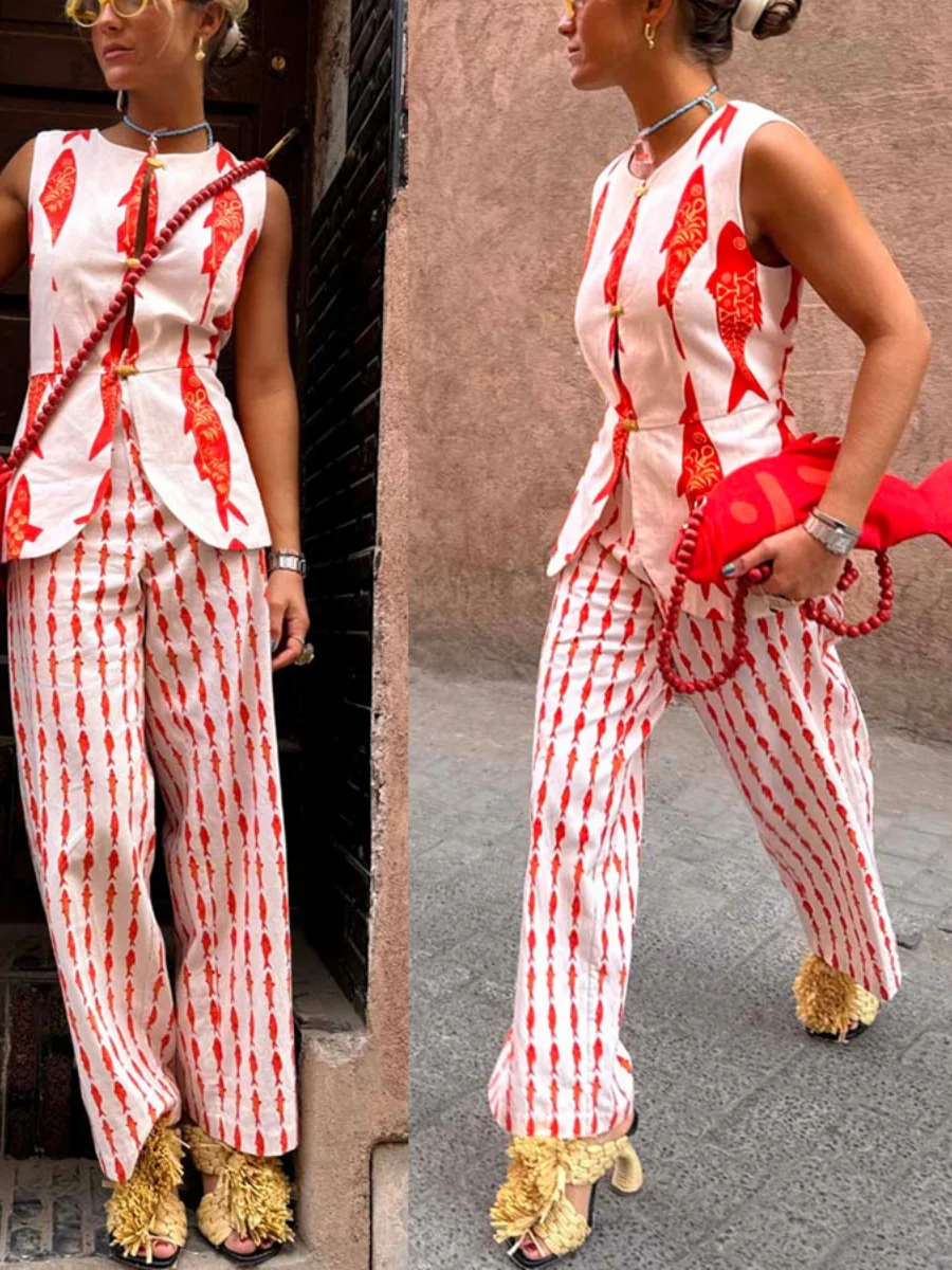 Buttons Fish-print Vest And Trousers Two-piece Set