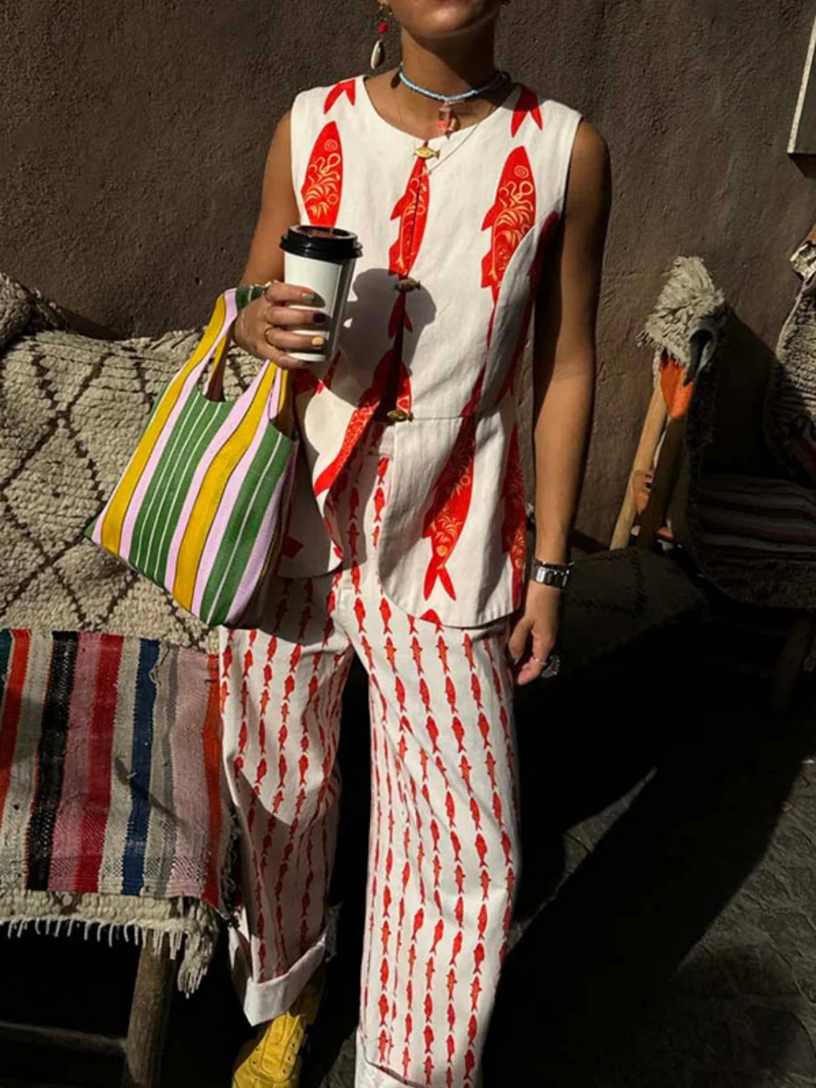 Buttons Fish-print Vest And Trousers Two-piece Set - Image 7