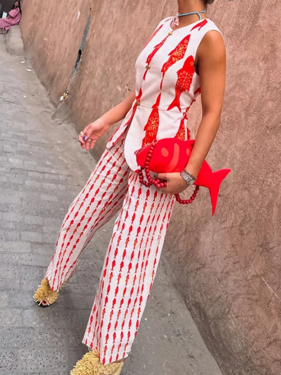 Buttons Fish-print Vest And Trousers Two-piece Set - Image 8