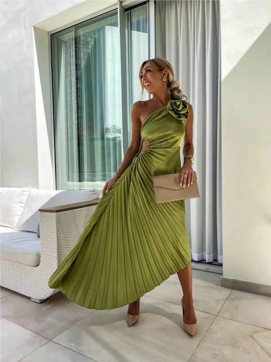 Sloping Shoulders Pleated Hollow Flowers Parties Bridesmaid Maxi Dresses - Image 9