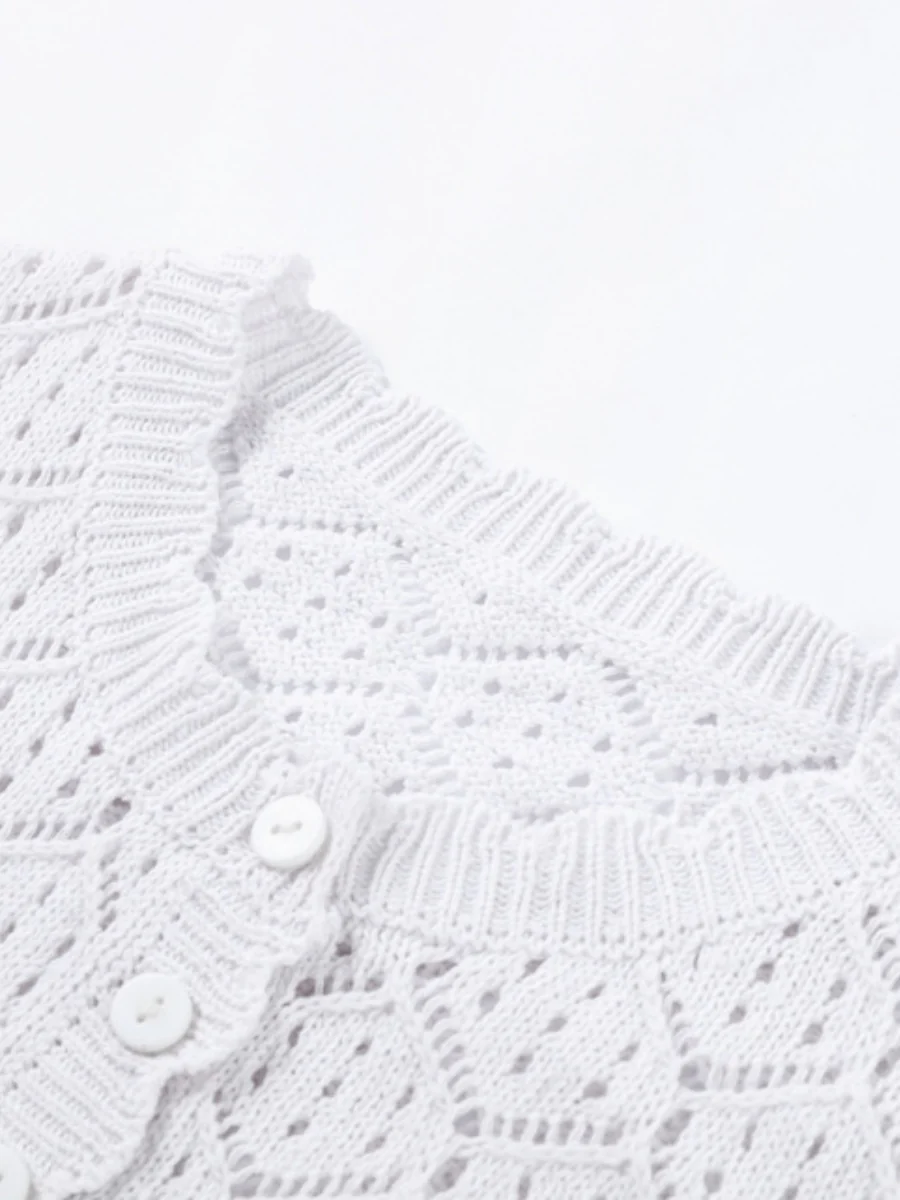 Comfortable And Casual Openwork Cropped Knit Shorts Two-piece Set - Image 5