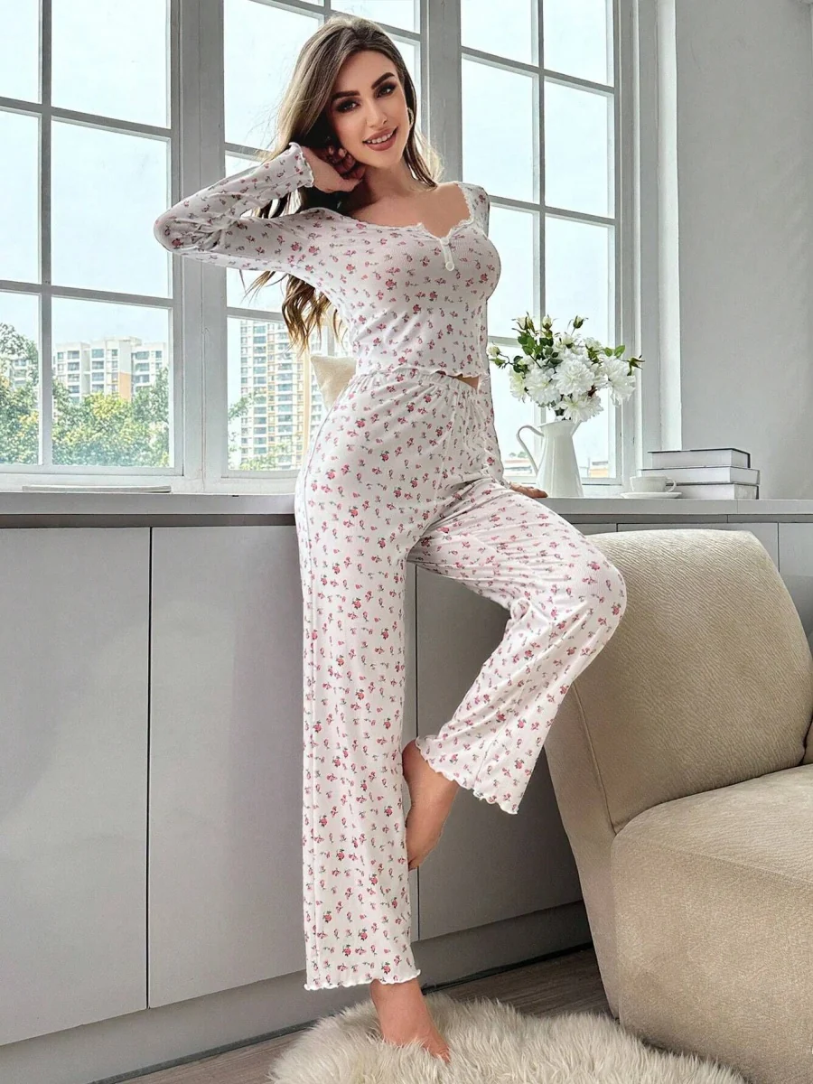 Floral Print Long-sleeved Loungewear Set - Image 4
