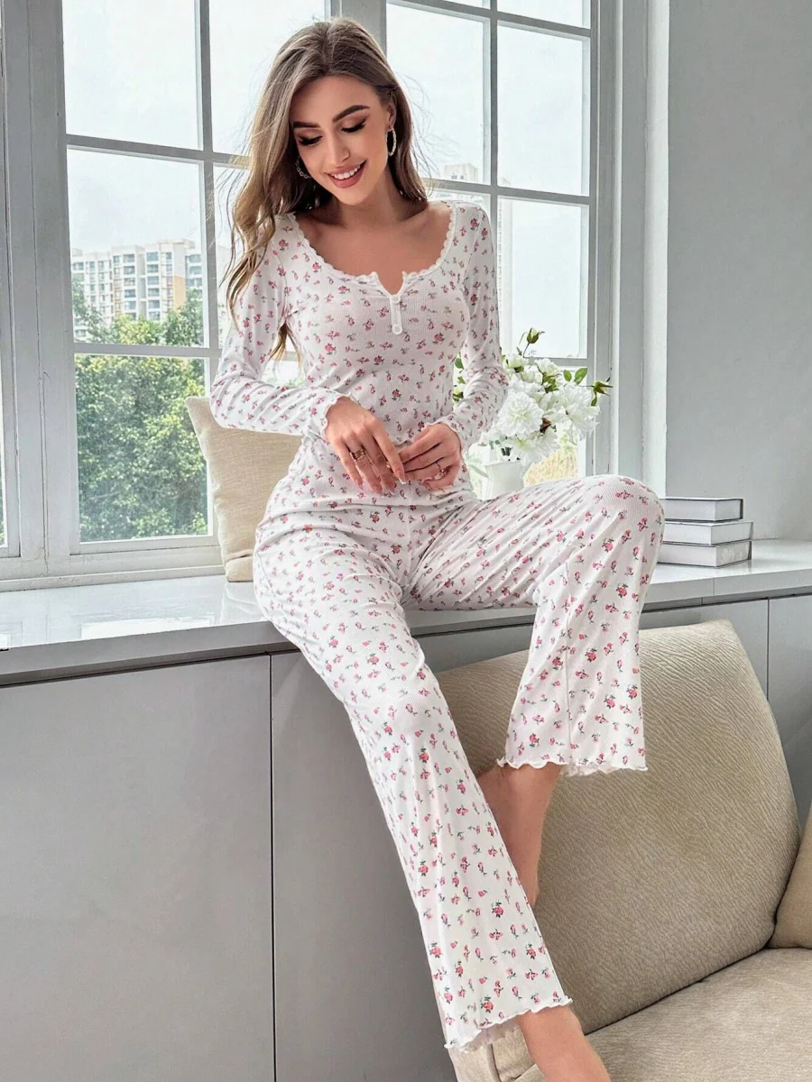 Floral Print Long-sleeved Loungewear Set - Image 6