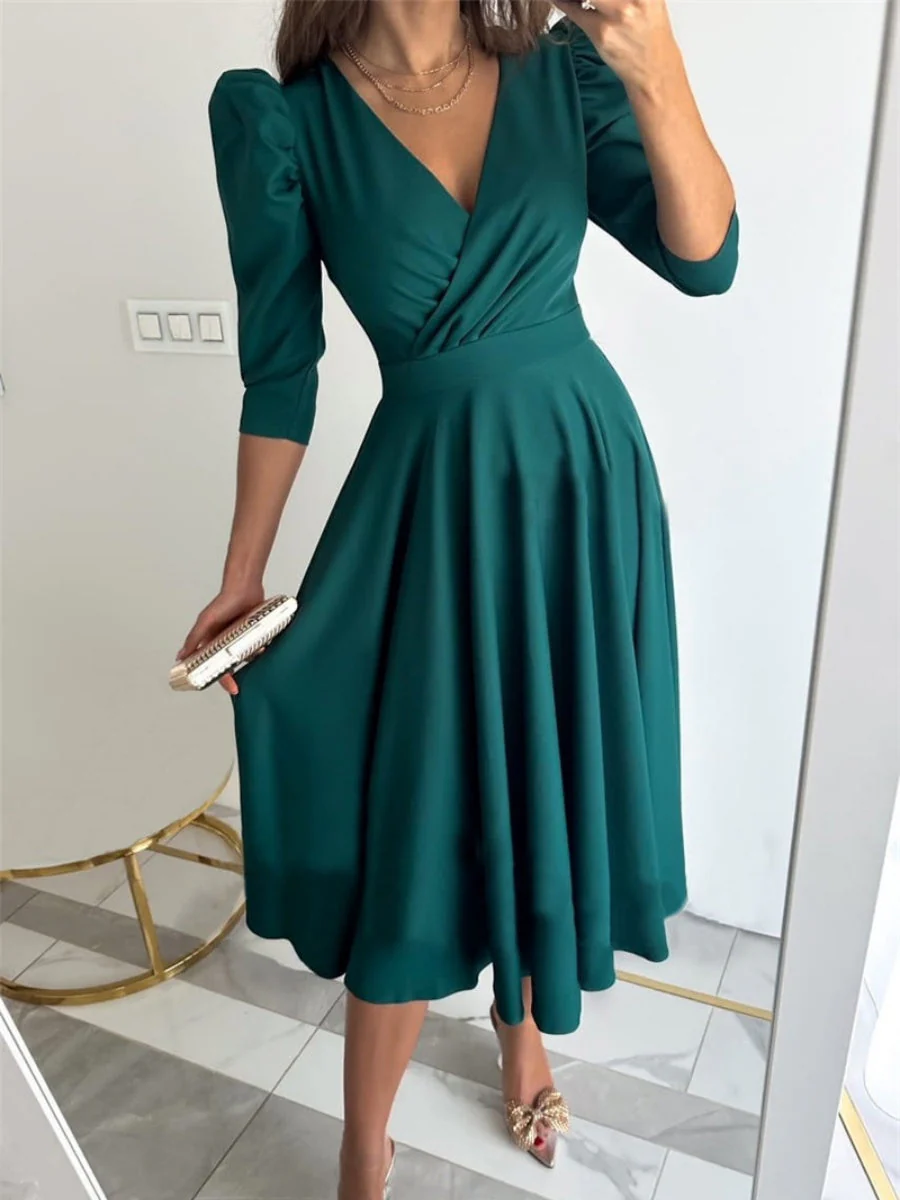 V-neck, Fitted Waist Pleated Big Swing Daily Casual Midi Dress - Image 3