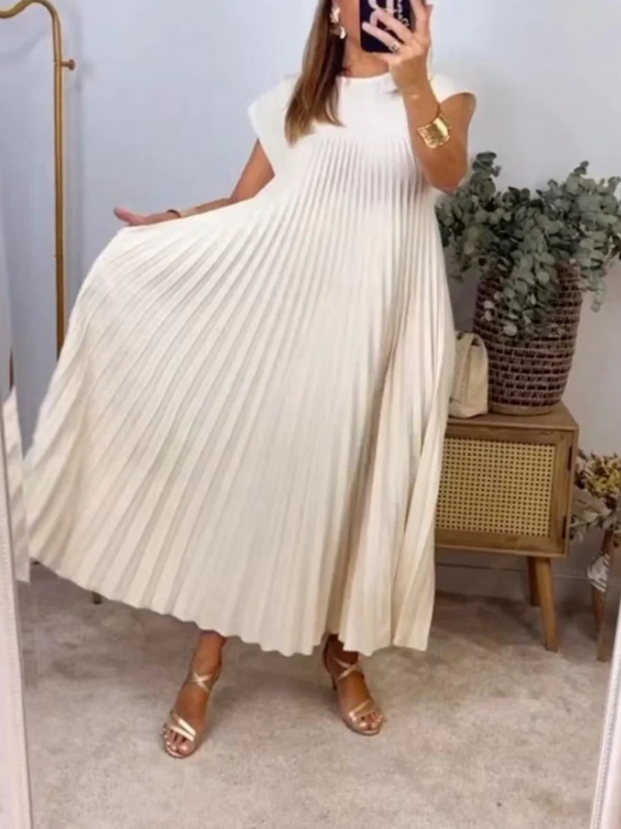 Solid Color Round Neck Sleeveless Pleated Long Dress - Image 2