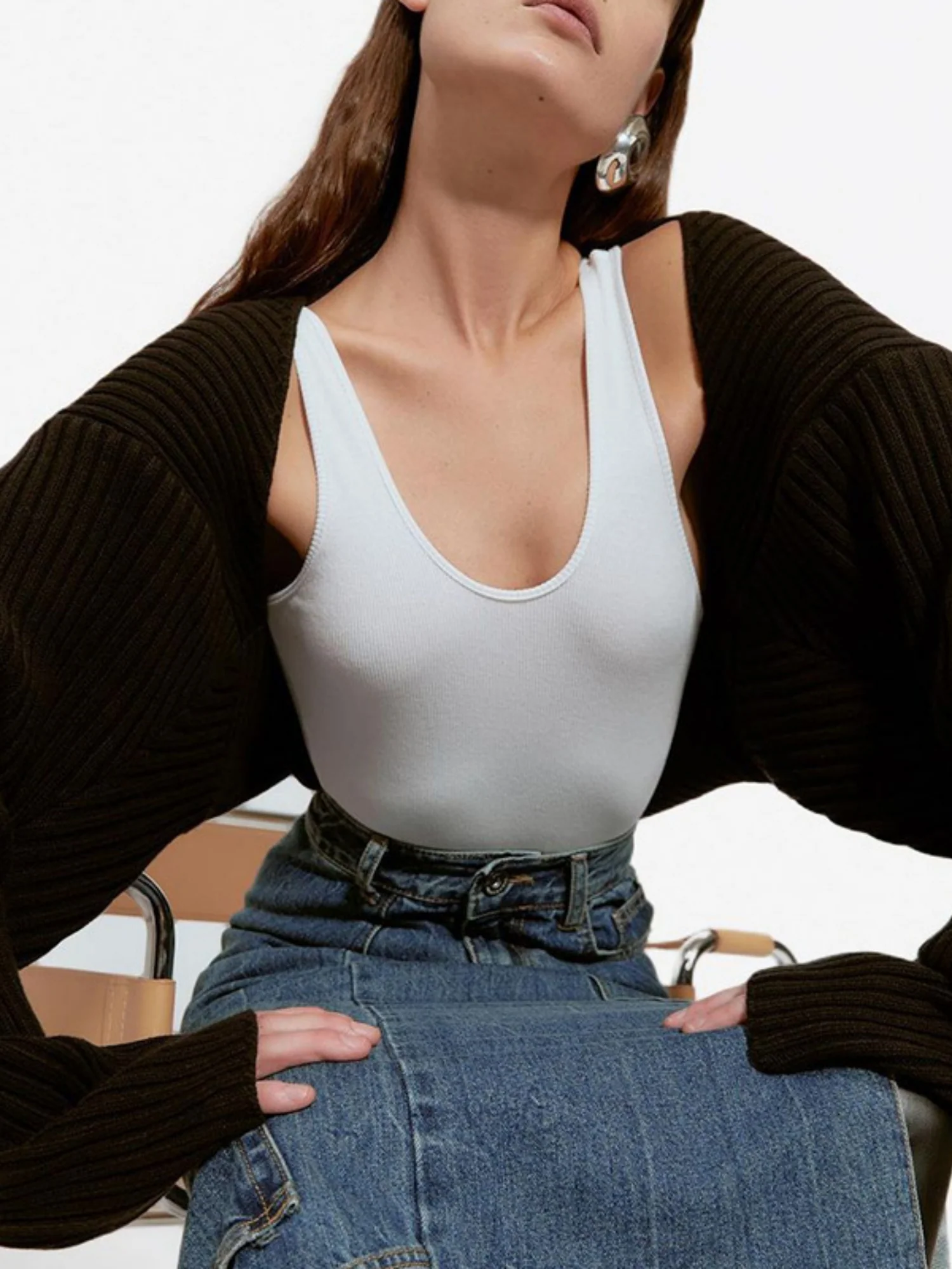 Knitted Long-Sleeve Cropped Top - Image 6