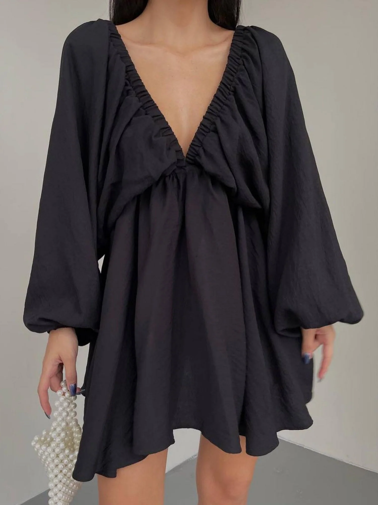 Pleated V-neck Puff Sleeves Large Skirt High-waisted Mini&Short Dresses - Image 10