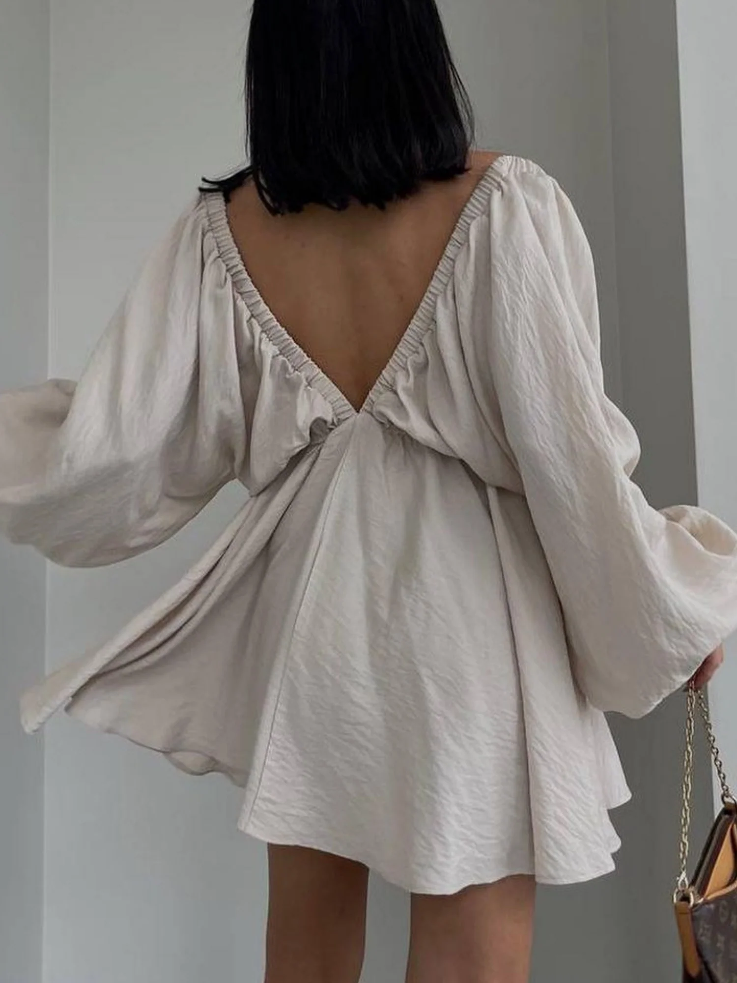 Pleated V-neck Puff Sleeves Large Skirt High-waisted Mini&Short Dresses - Image 2
