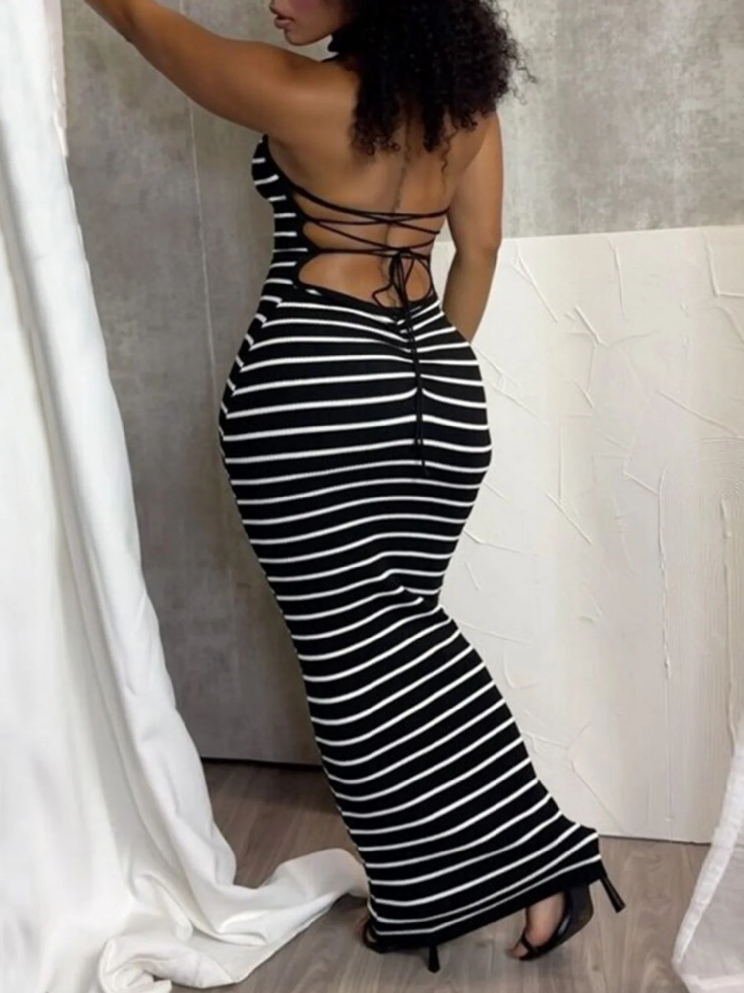 Striped Color Blocking Backless Strappy High Elasticity Maxi Dresses - Image 4