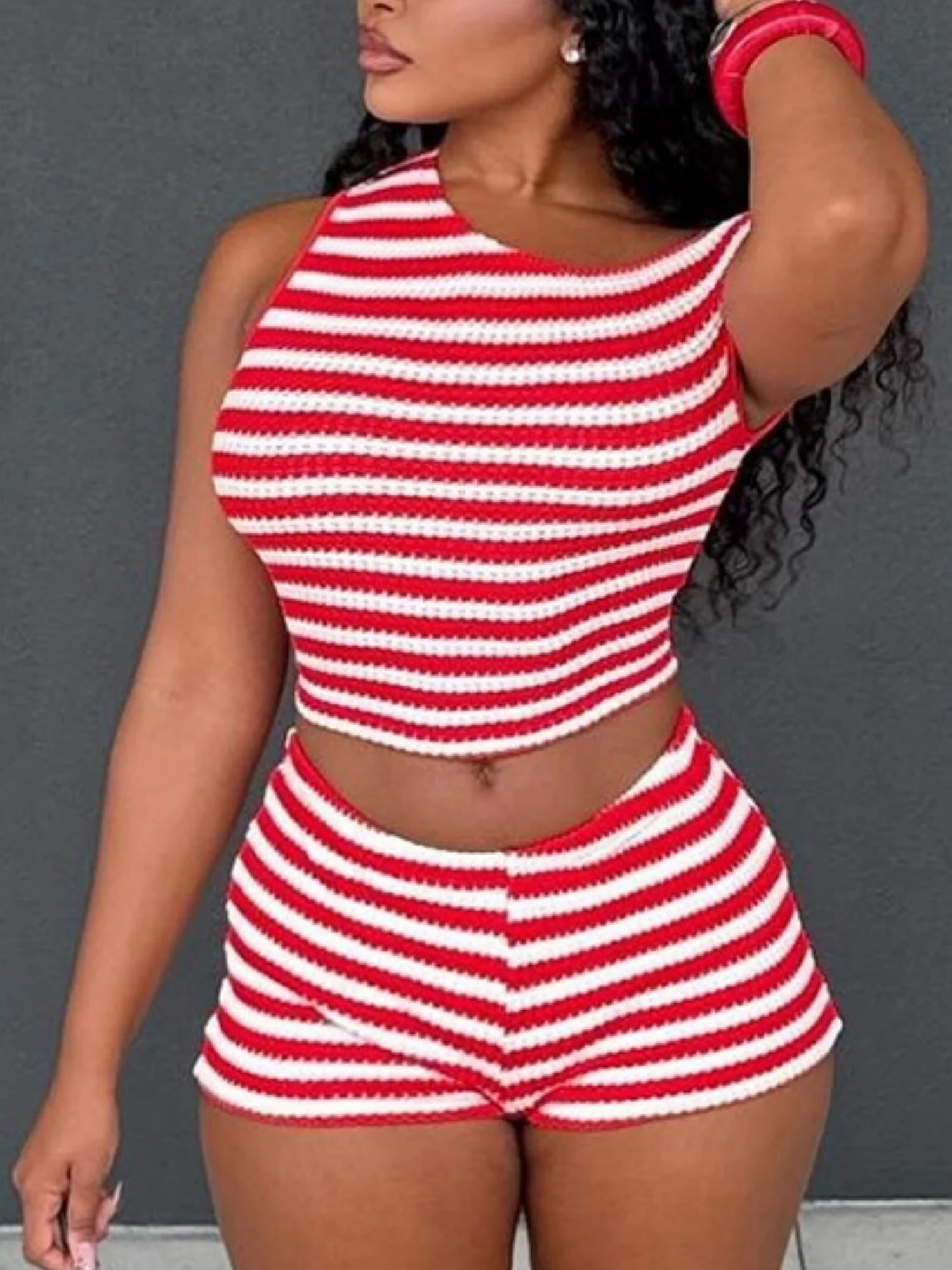 Striped Color Blocking Tank Top And Shorts 2-piece Sets - Image 2