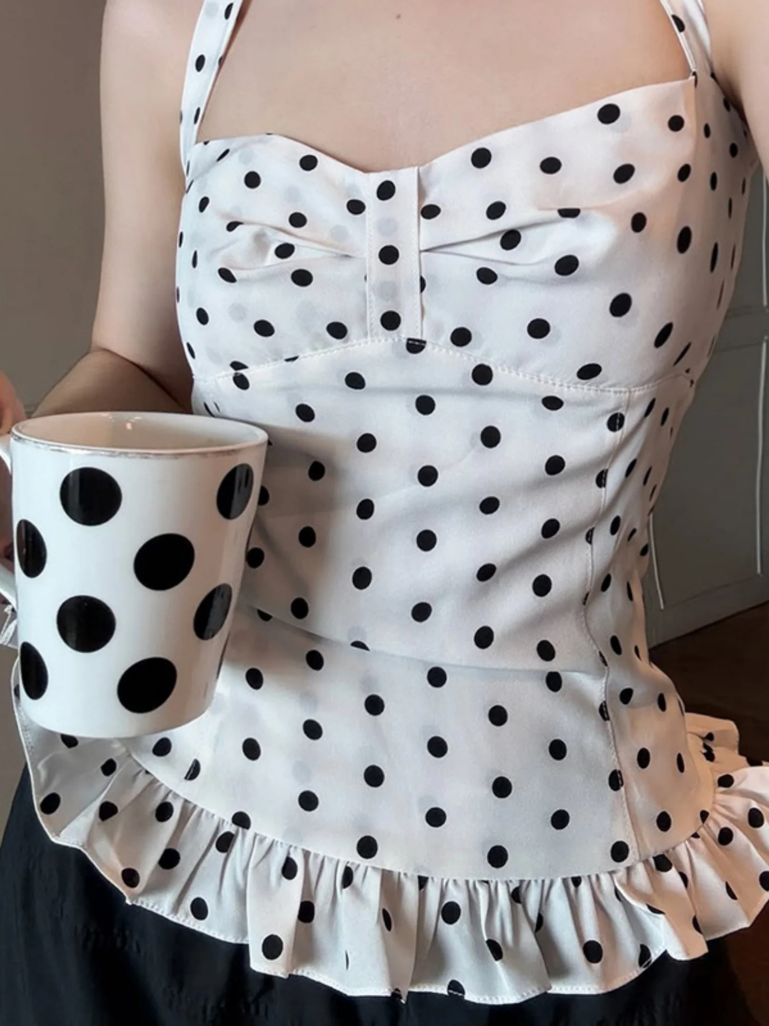 Polka Dots Wavy Lace Chest Pleats Neck Strap Tank Tops&Camis - Image 2