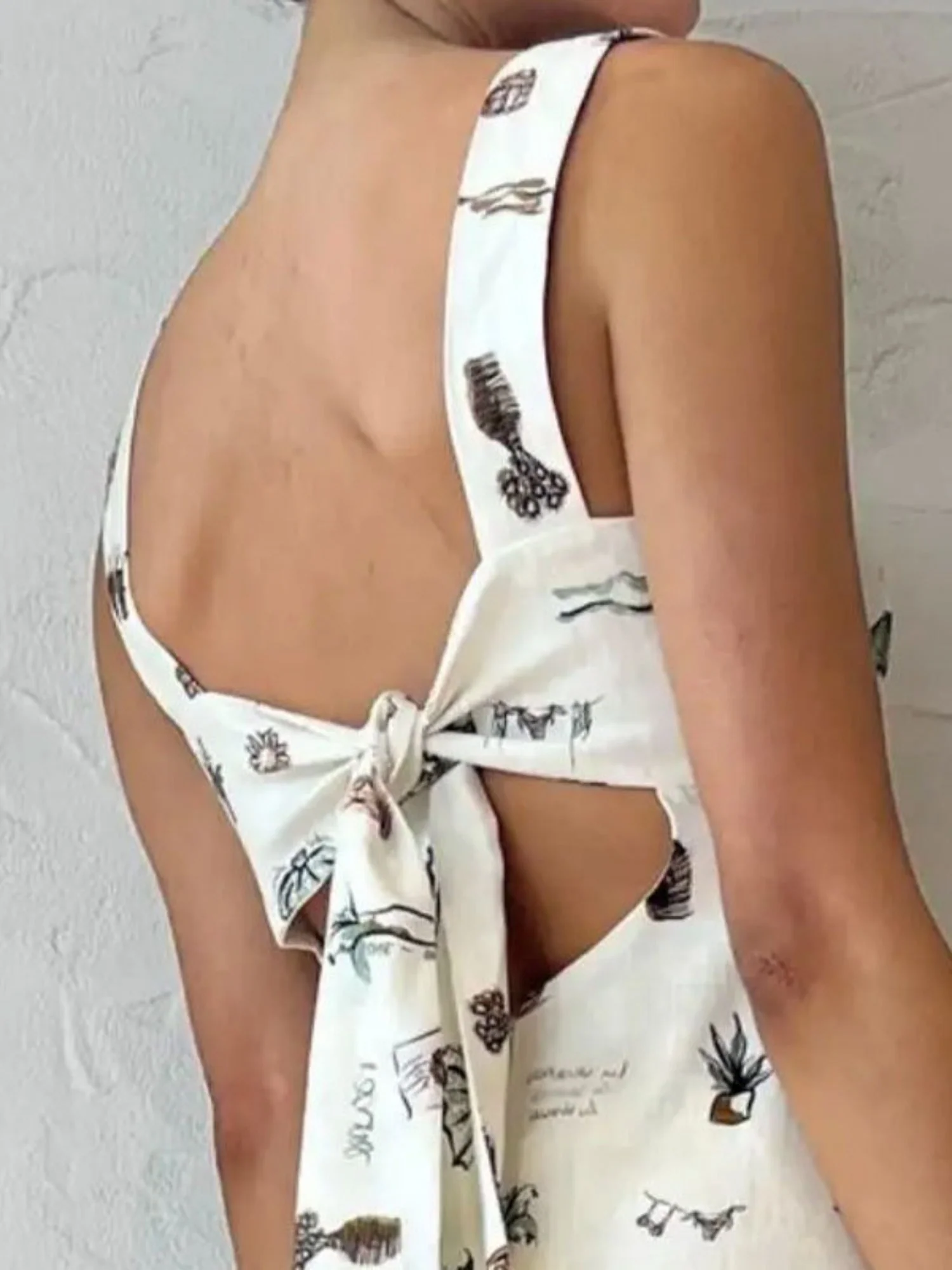 Printed Backless Halter Top Maxi Dresses - Image 5