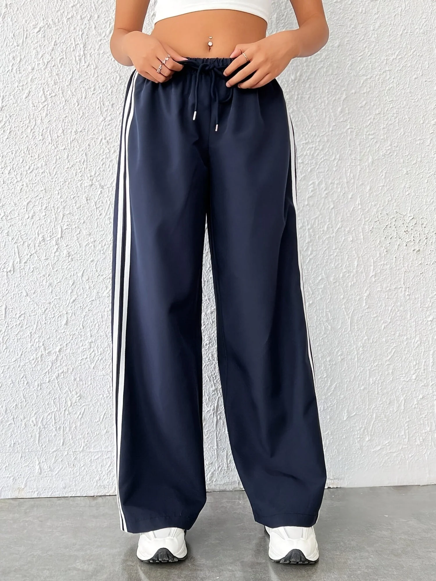Side Stripes Elastic Waist Drawstring High Waist Casual Straight-leg Sports Trousers - Image 5
