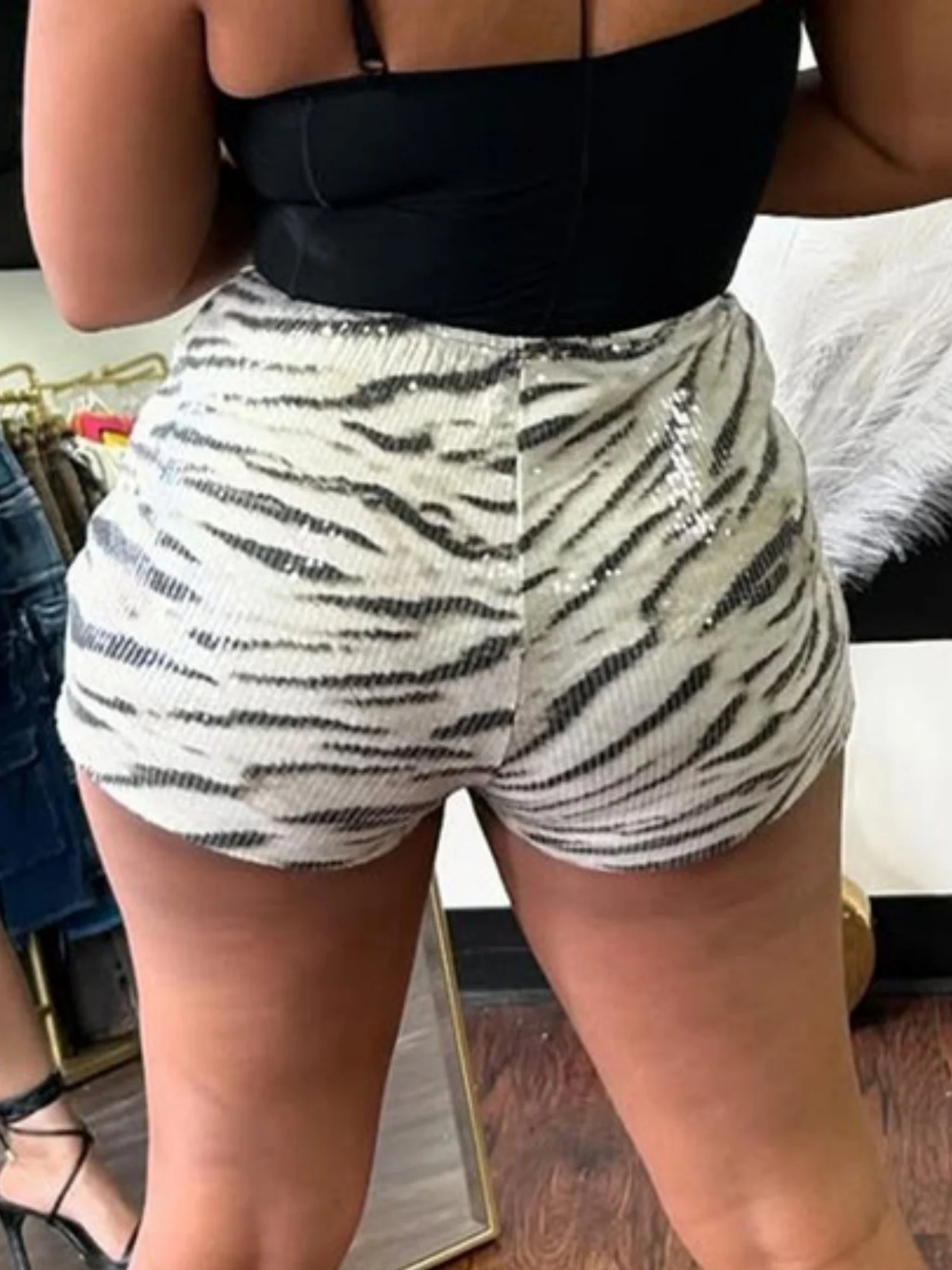 Sequined Leopard Print Stretch Shorts - Image 4