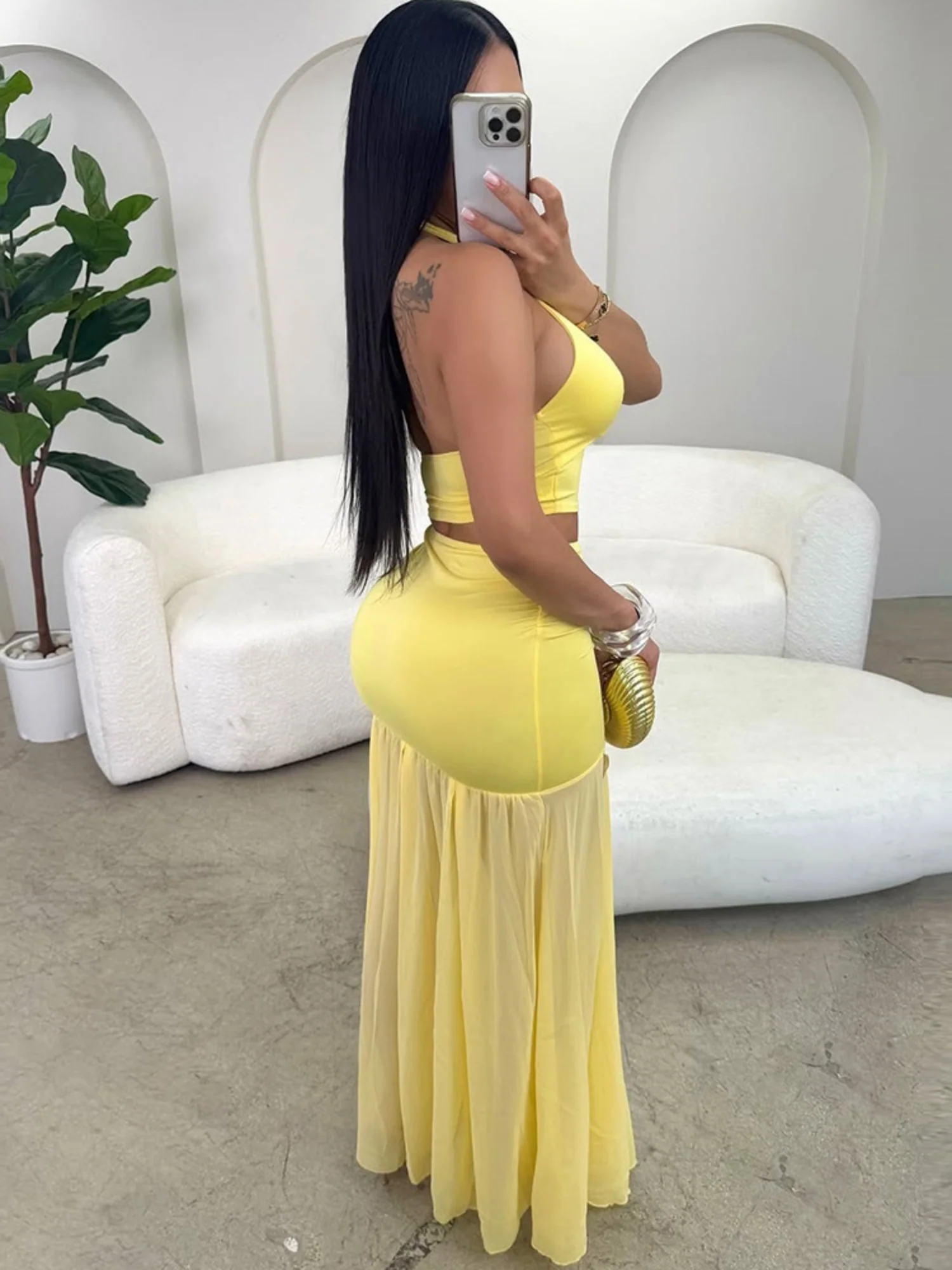 Hollow Out Metal Flowers Halter Top Mesh Splicing Bodycon Skirt 2-piece Sets - Image 3
