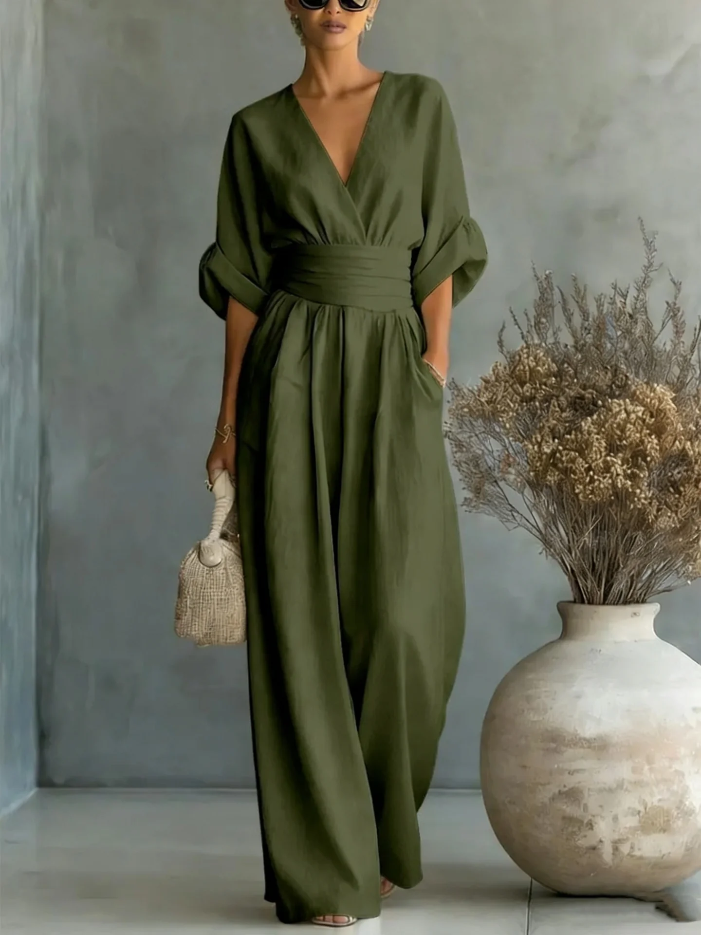 Waist-cinching V-neck Elegant Women's Jumpsuit - Image 9