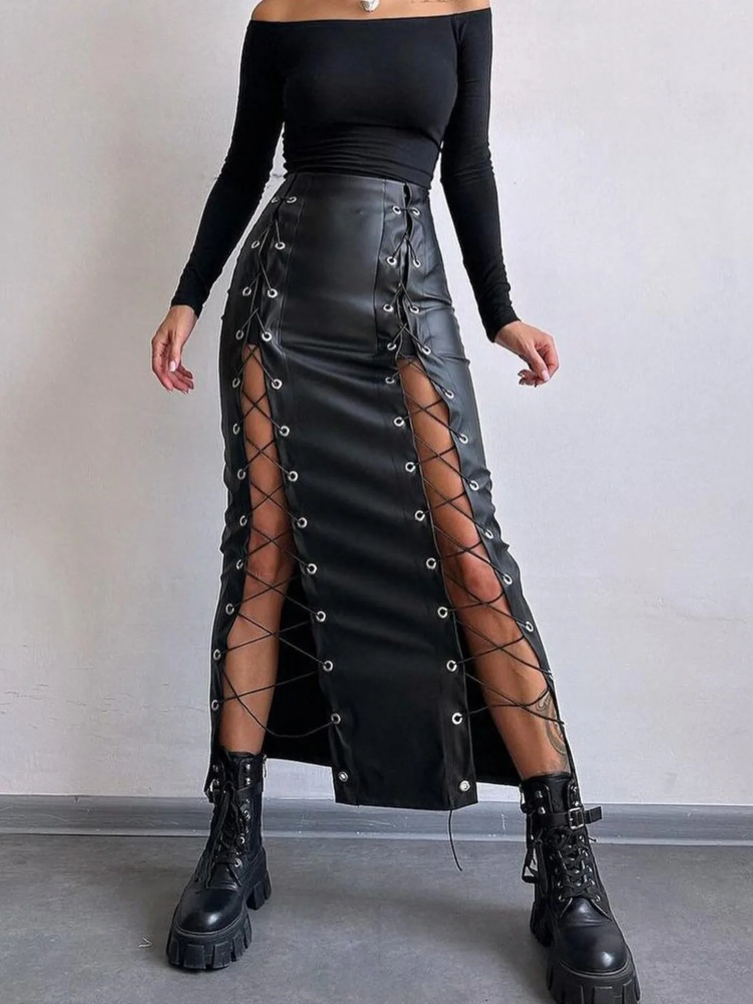 PU Leather Lace Up Slit Bodycon Skirt - Image 3