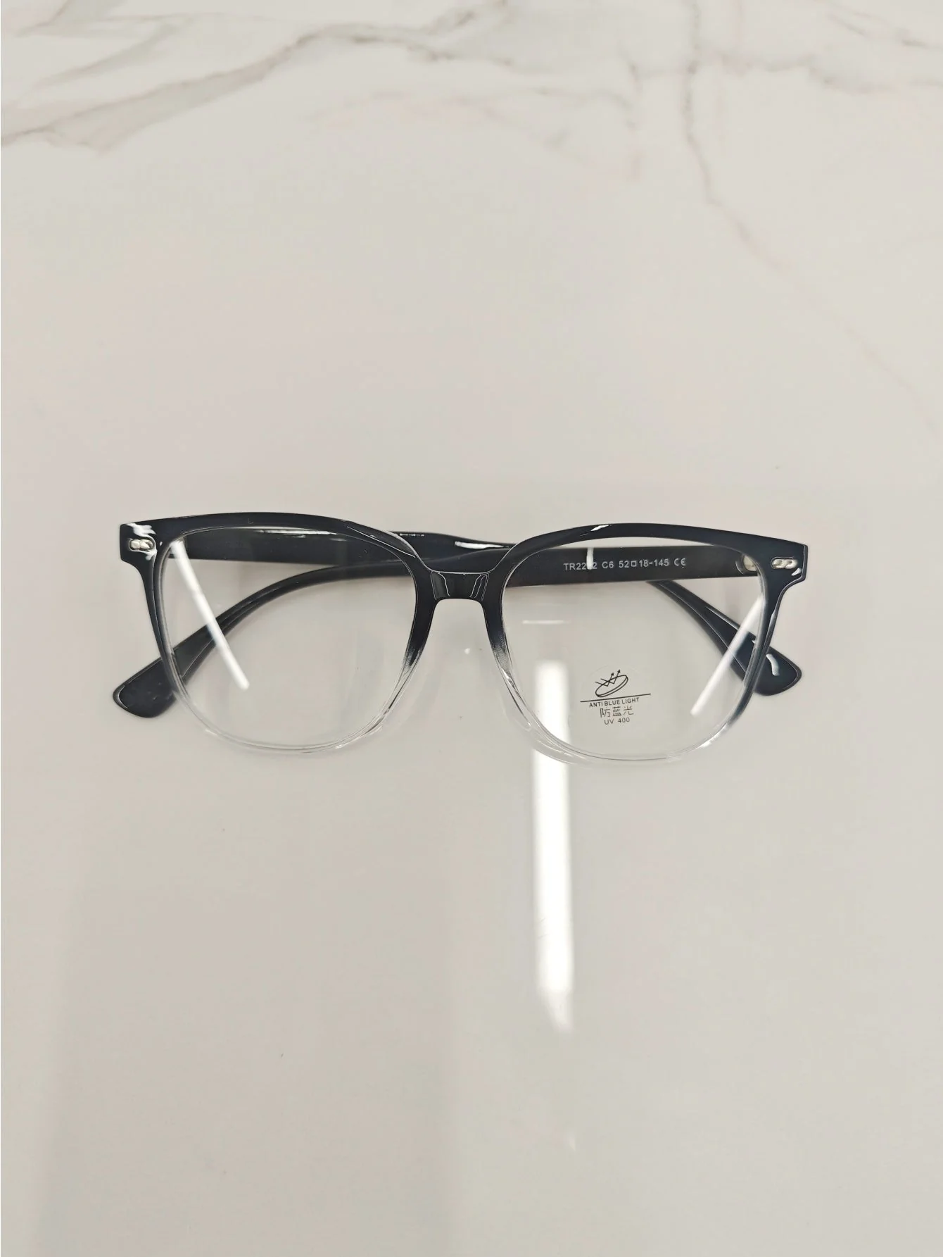 Gradient-colored Eyeglasses - Image 5