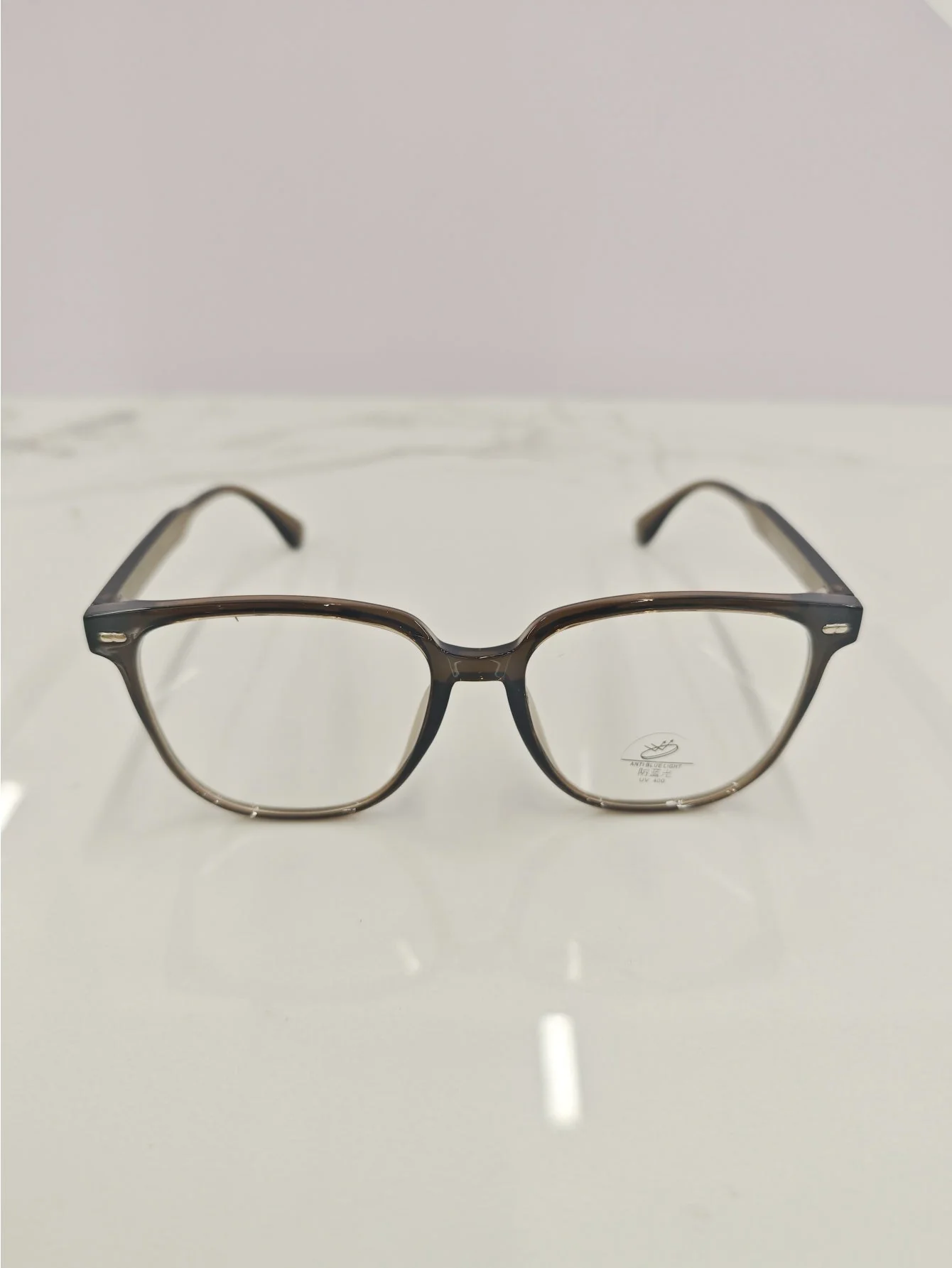 Gradient-colored Eyeglasses - Image 7