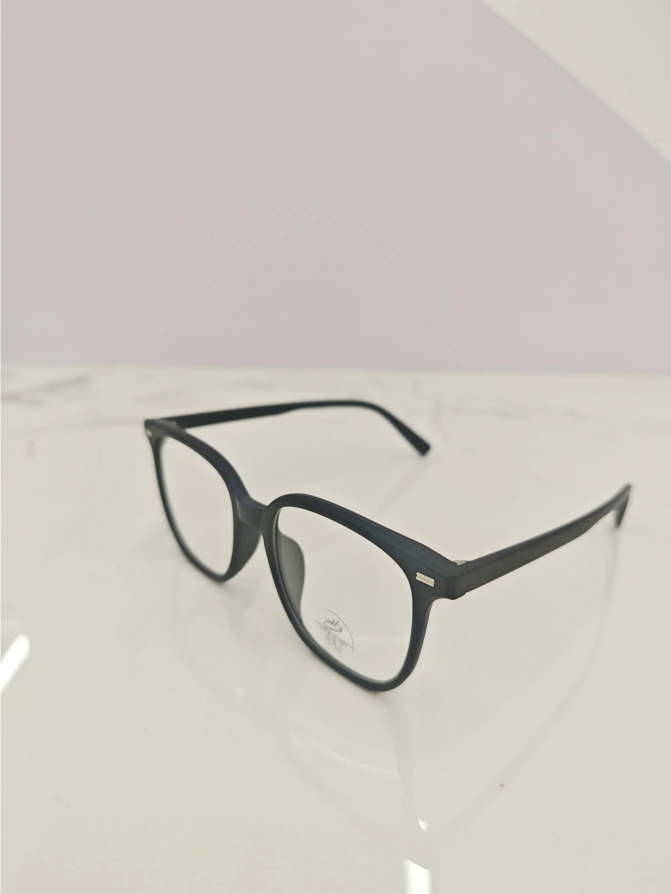 Solid Eyeglasses - Image 3