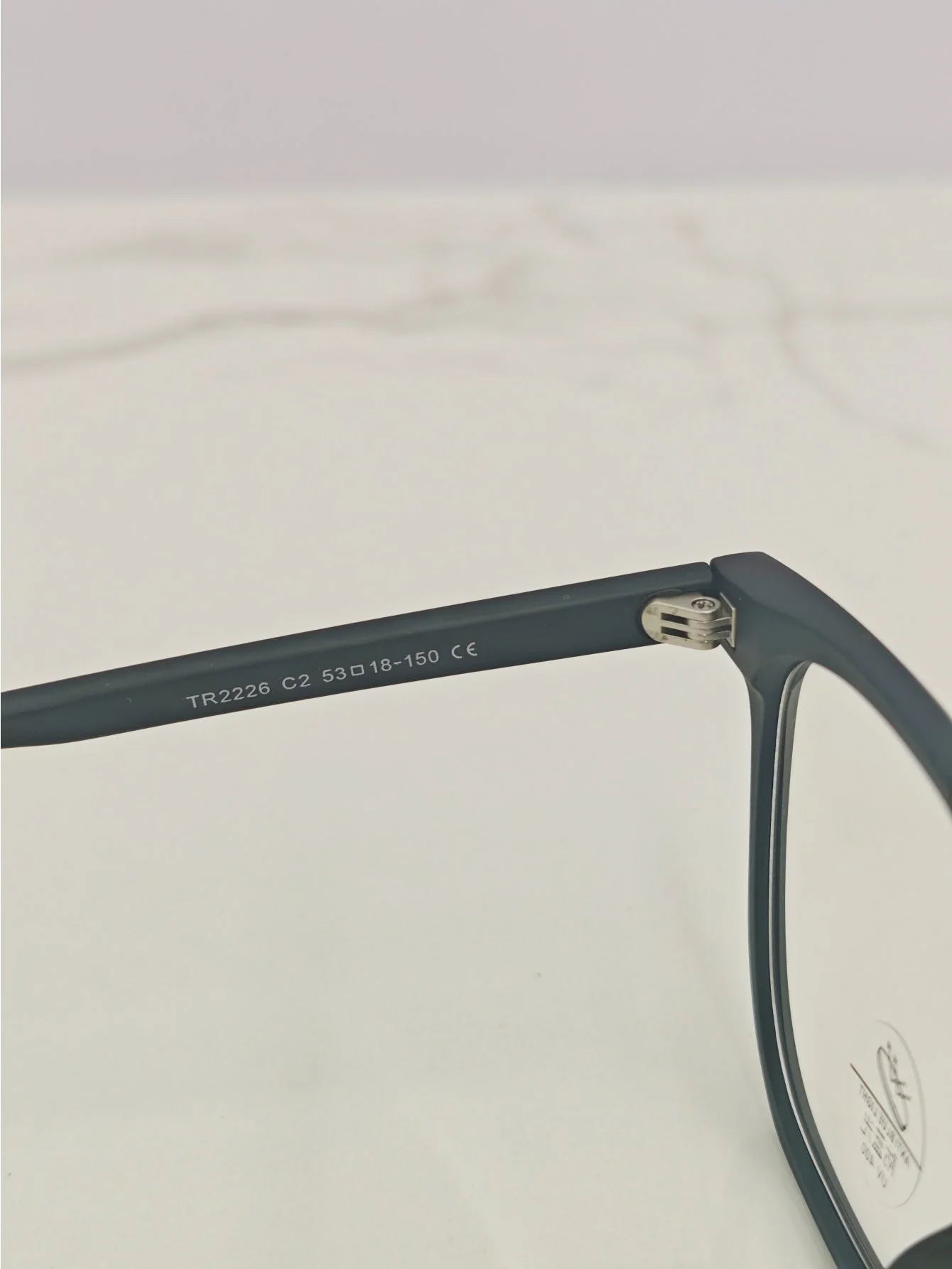 Solid Eyeglasses - Image 4