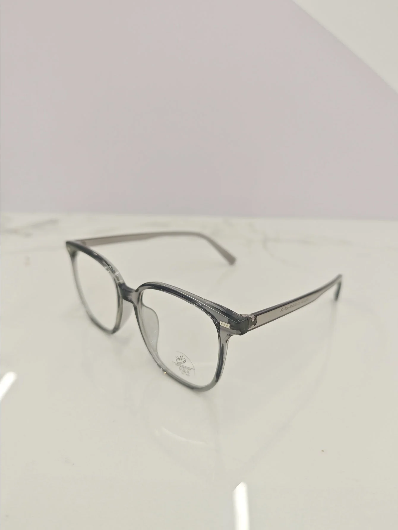 Solid Eyeglasses - Image 8