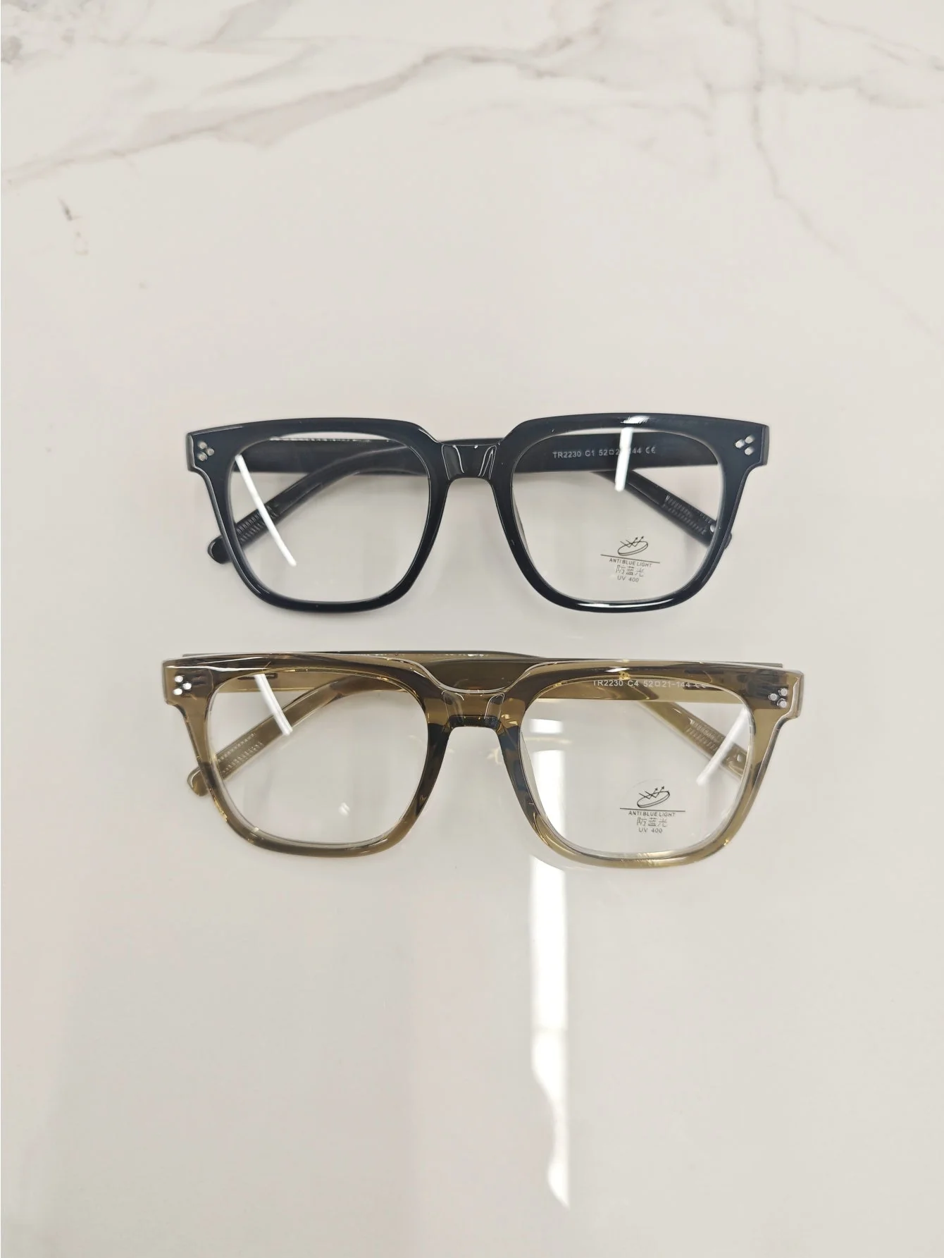Solid Color Semi-transparent Eyeglasses - Image 14