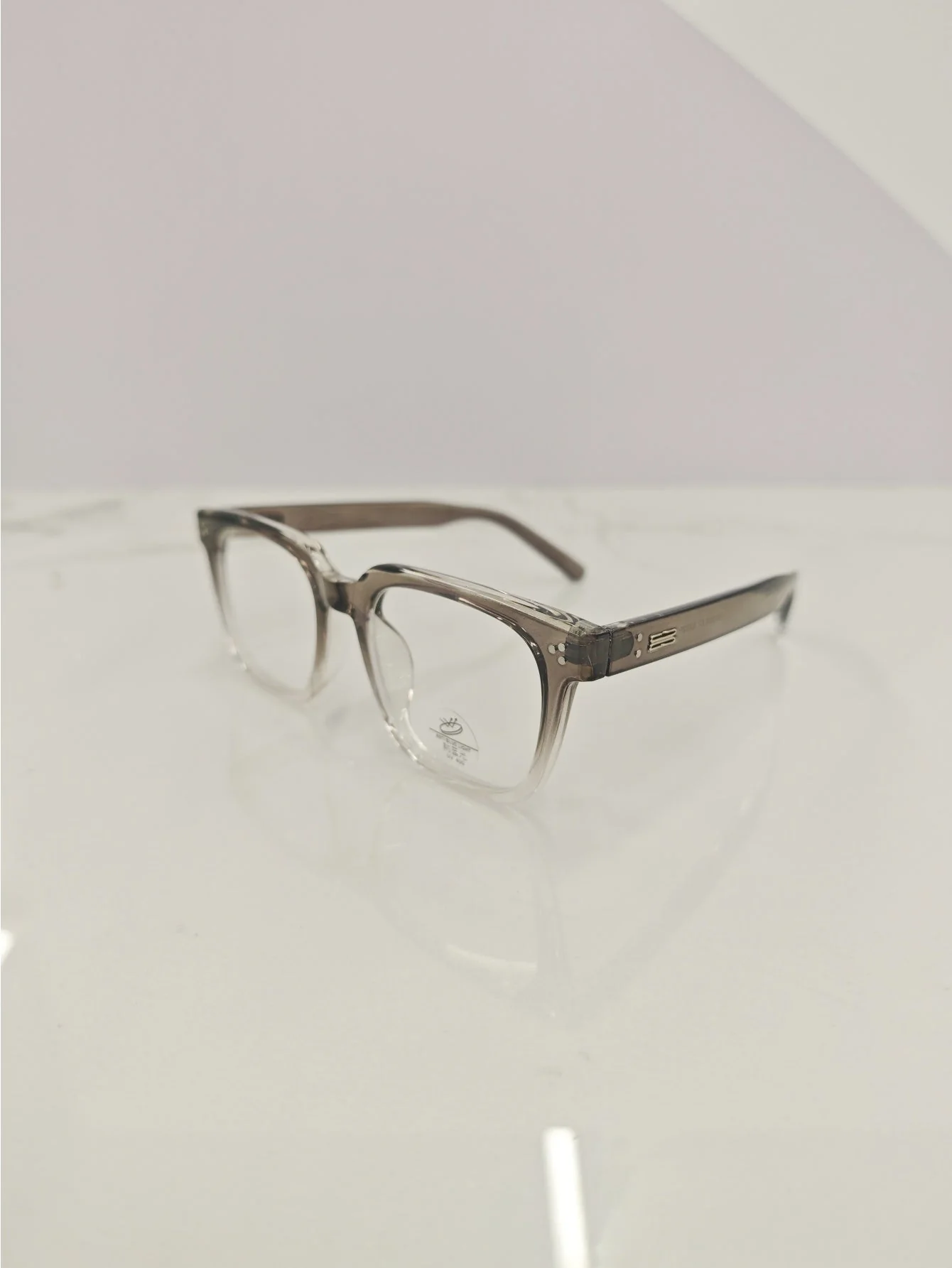 Solid Color Semi-transparent Eyeglasses - Image 3