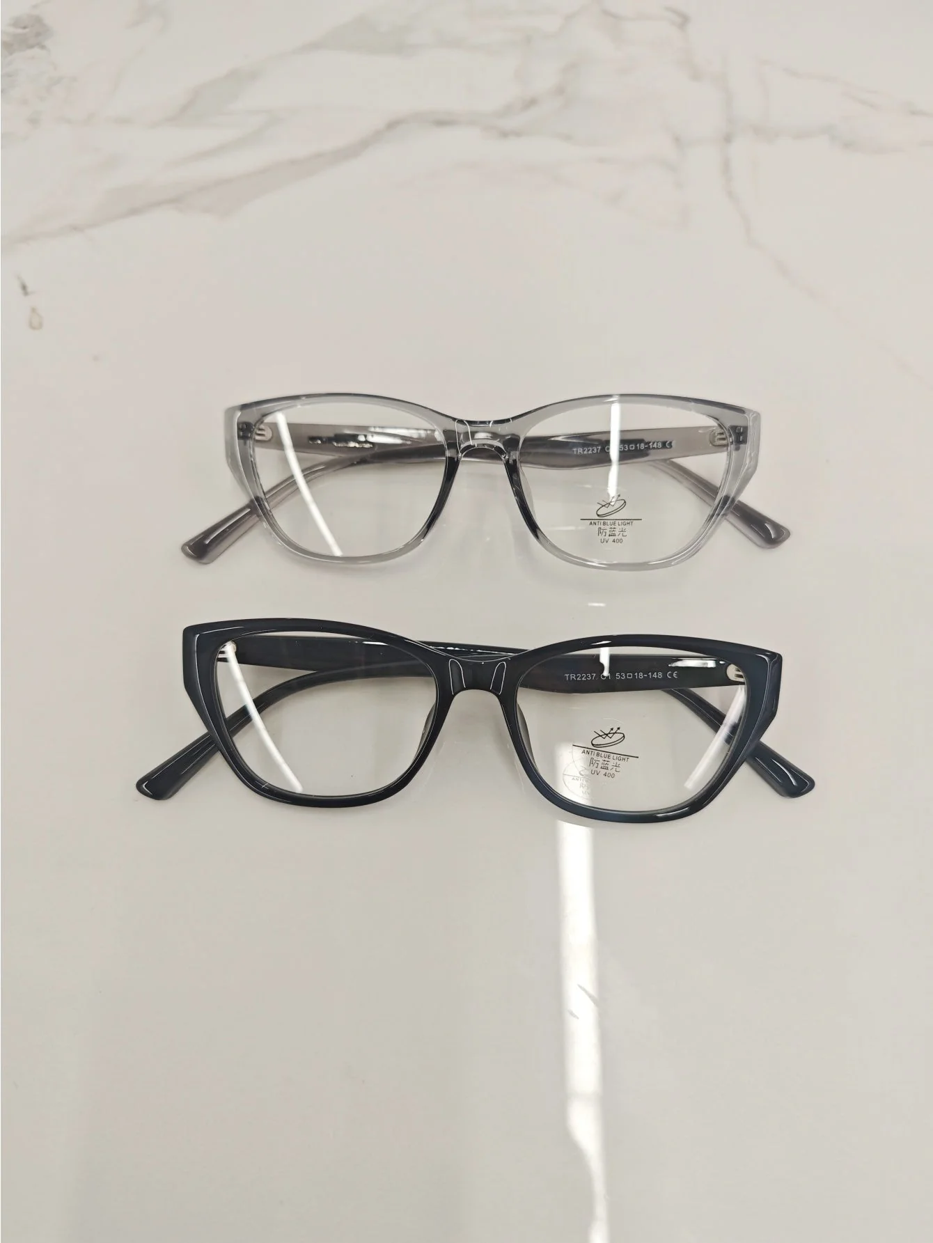 Solid Color Transparent Frame Eyeglasses - Image 10