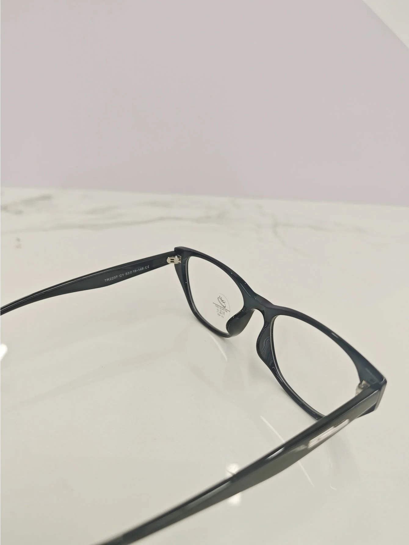 Solid Color Transparent Frame Eyeglasses - Image 9