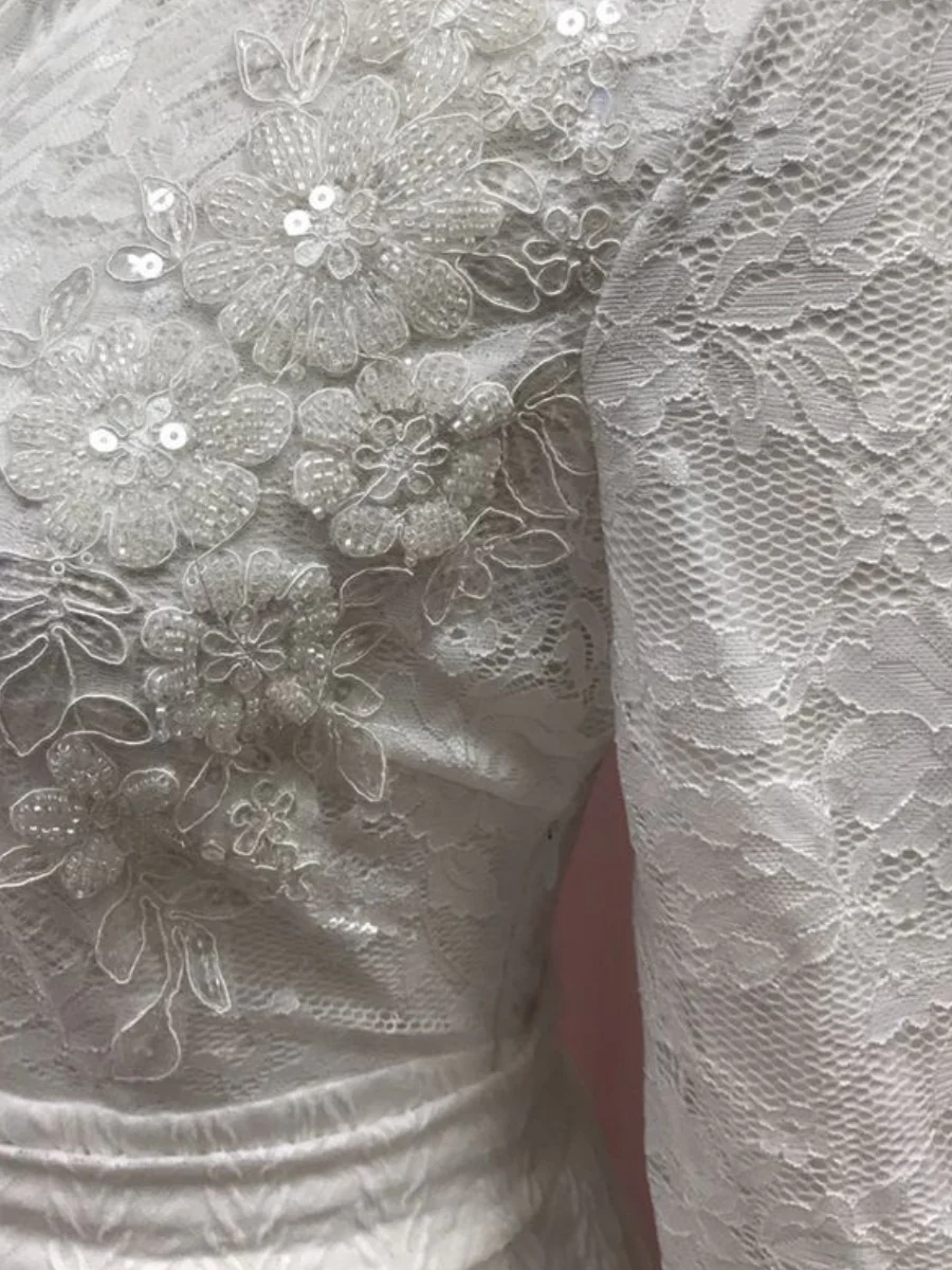 Beaded Flowers Lace Long Sleeve Formal Maxi Dresses - Image 7