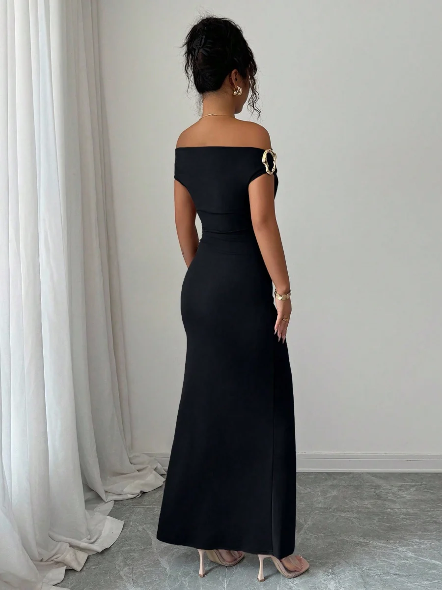 Off-shoulder Off Shoulder Pleated Metal Buckle Maxi Dresses - Image 13