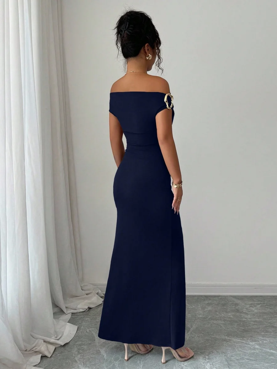 Off-shoulder Off Shoulder Pleated Metal Buckle Maxi Dresses - Image 8